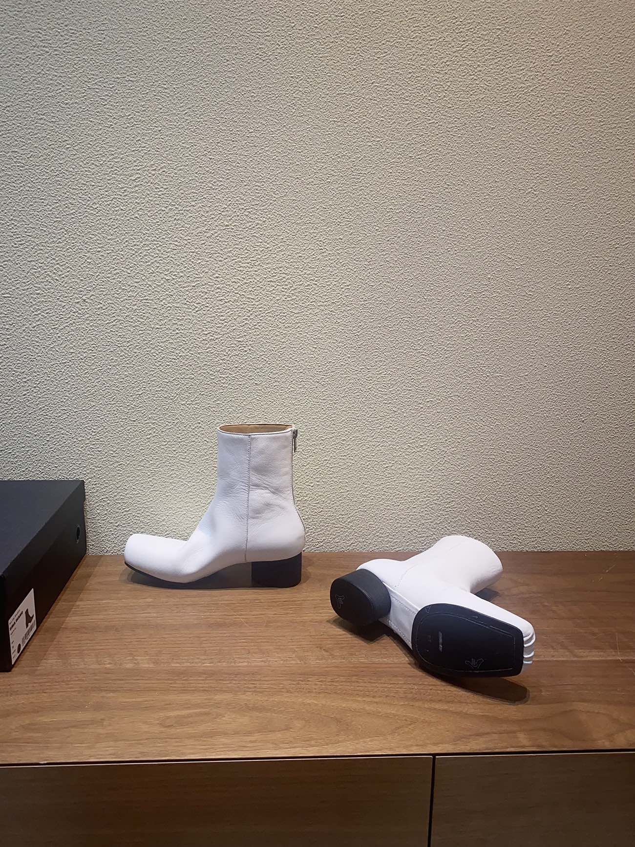 2023 UMA WANG Pig Nose Ballet Boots: Sophisticated Design with Imported Soft Leather - 图片 3