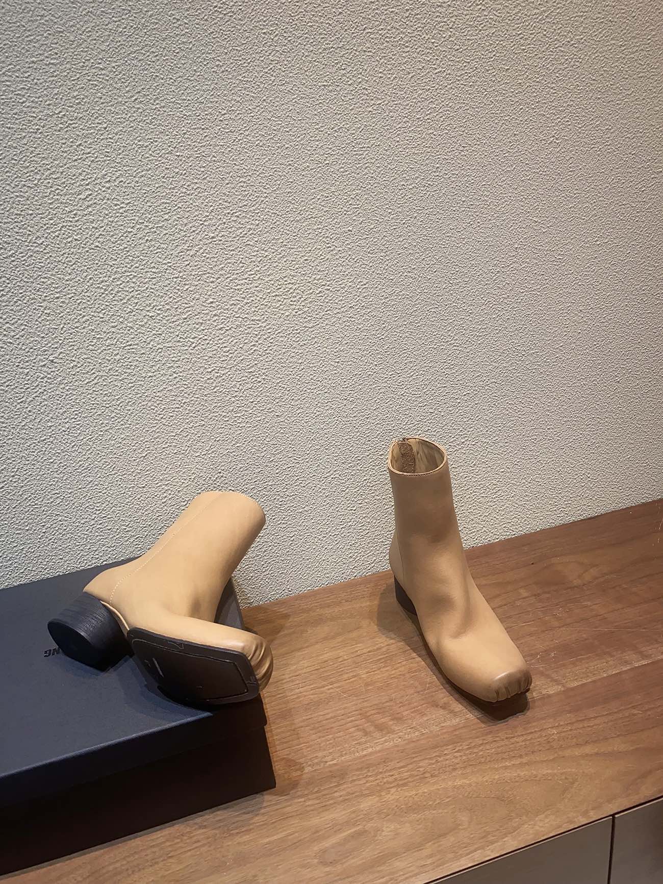 2023 UMA WANG Pig Nose Ballet Boots: Elegant and Versatile Leather Shoes - 图片 2