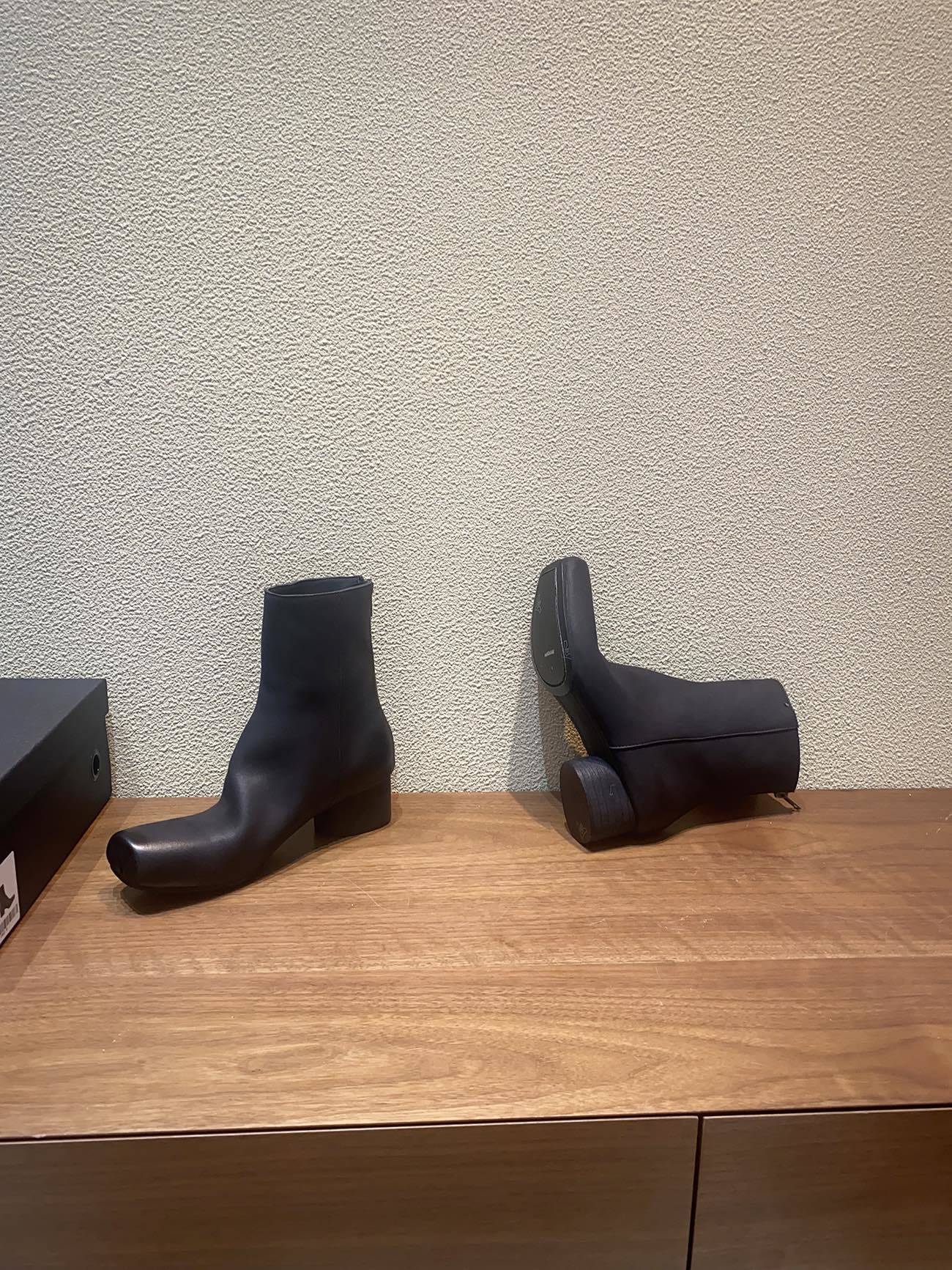 2023 UMA WANG Pig Nose Ballet Boots: Sophisticated Style with Imported Soft Leather - 图片 3