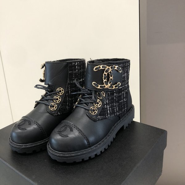 Chanel Top Short Boots Fall/Winter Collection Chains