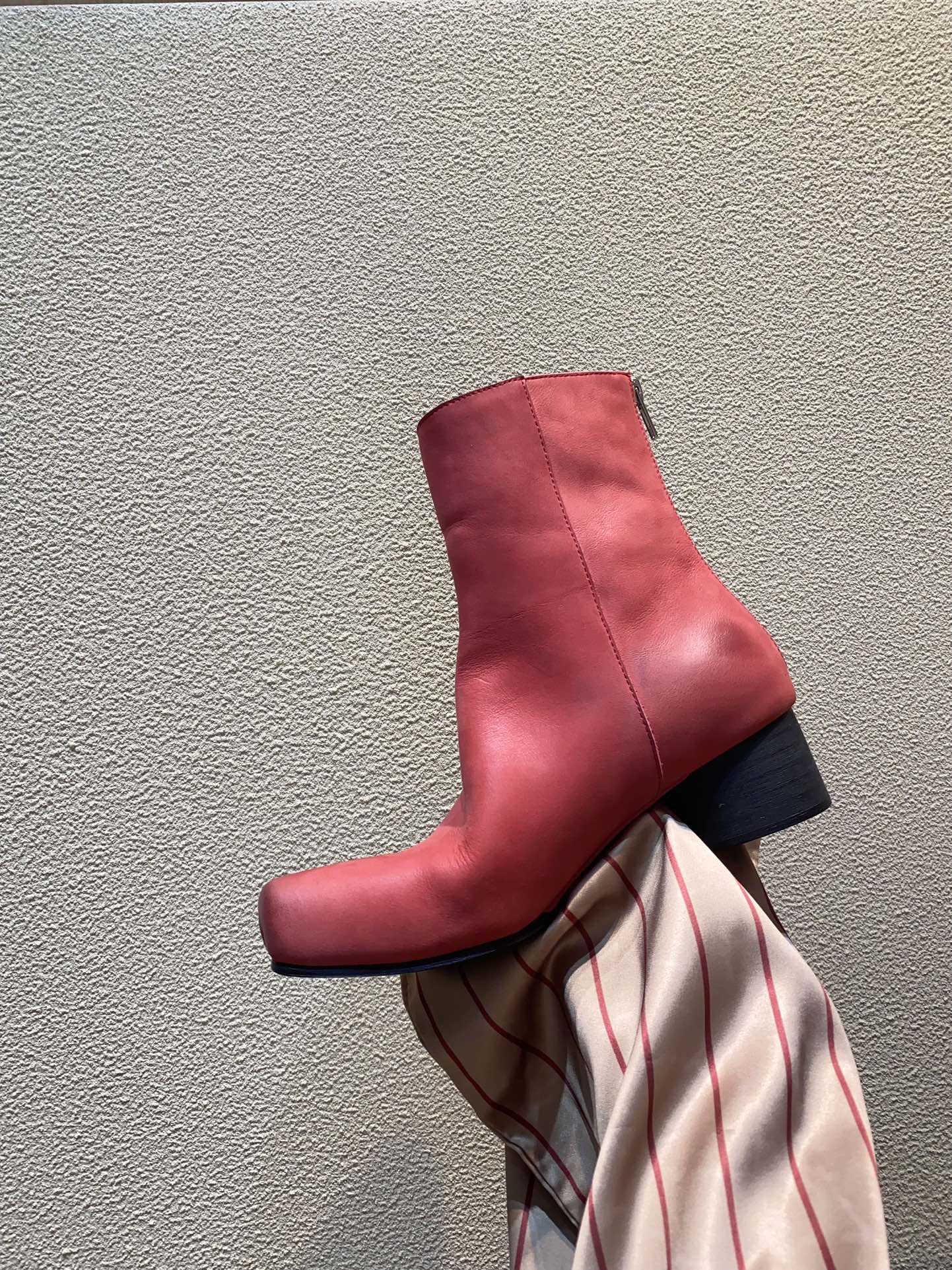 2023 UMA WANG Pig Nose Ballet Boots: Sophisticated, Soft, and Versatile - 图片 9