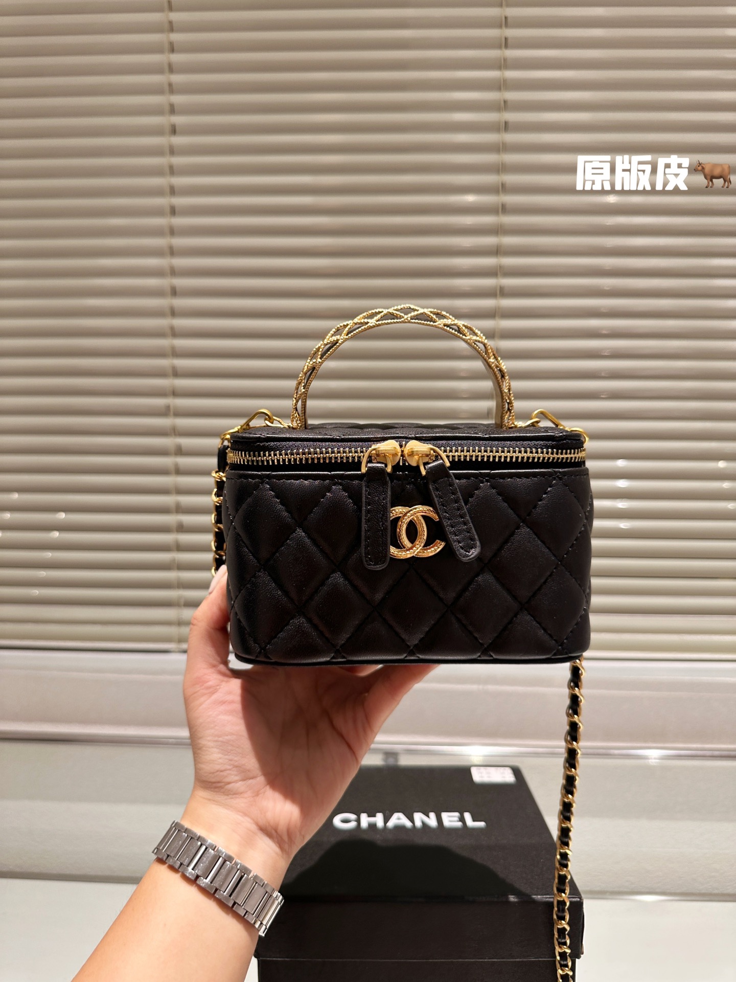 Chanel Sac À Cosmétique Sacs À Bandoulière & À Épaule Travail ouvert Peau de mouton La chaîne