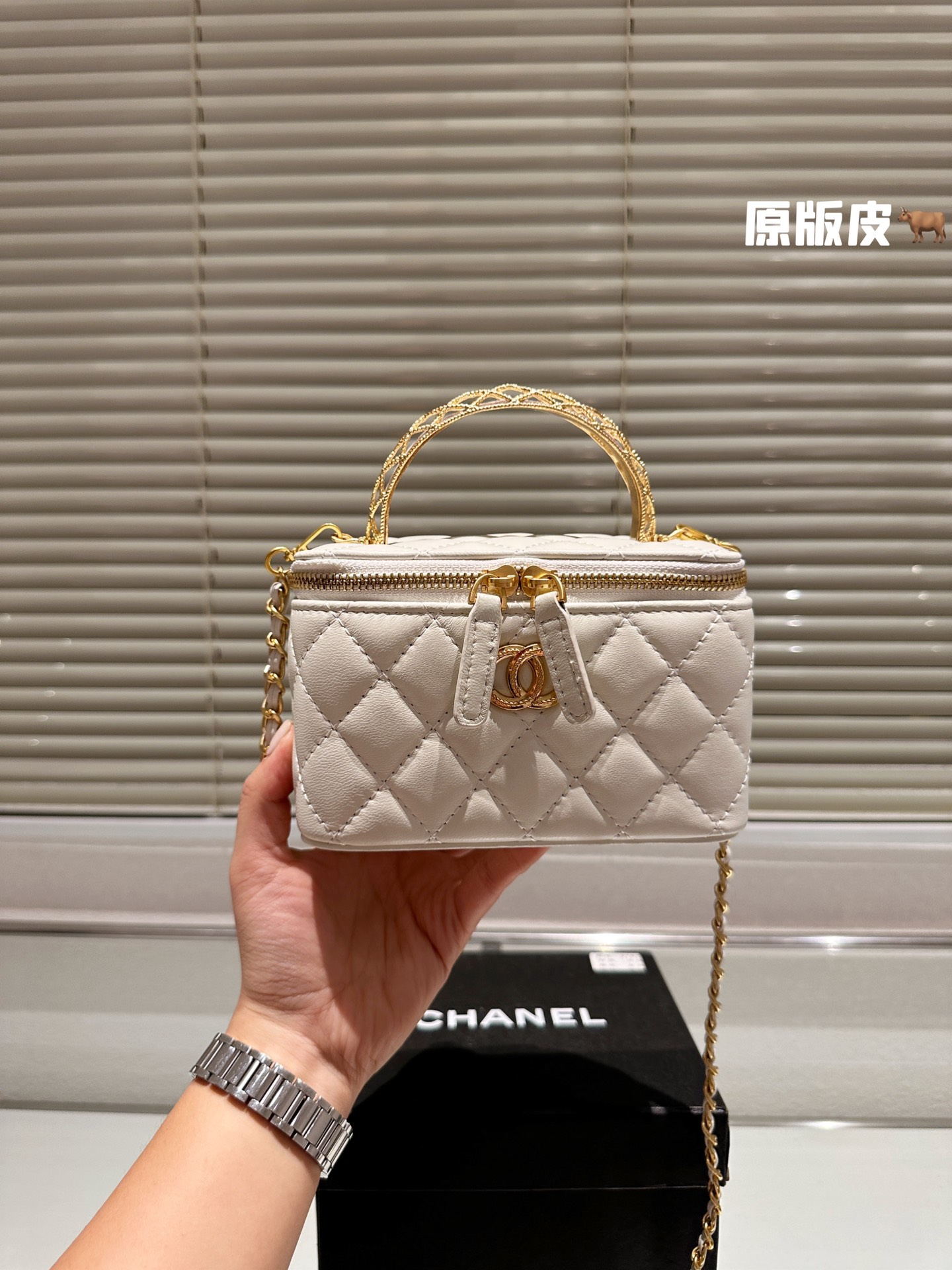 Chanel Sac À Cosmétique Sacs À Bandoulière & À Épaule Travail ouvert Peau de mouton La chaîne