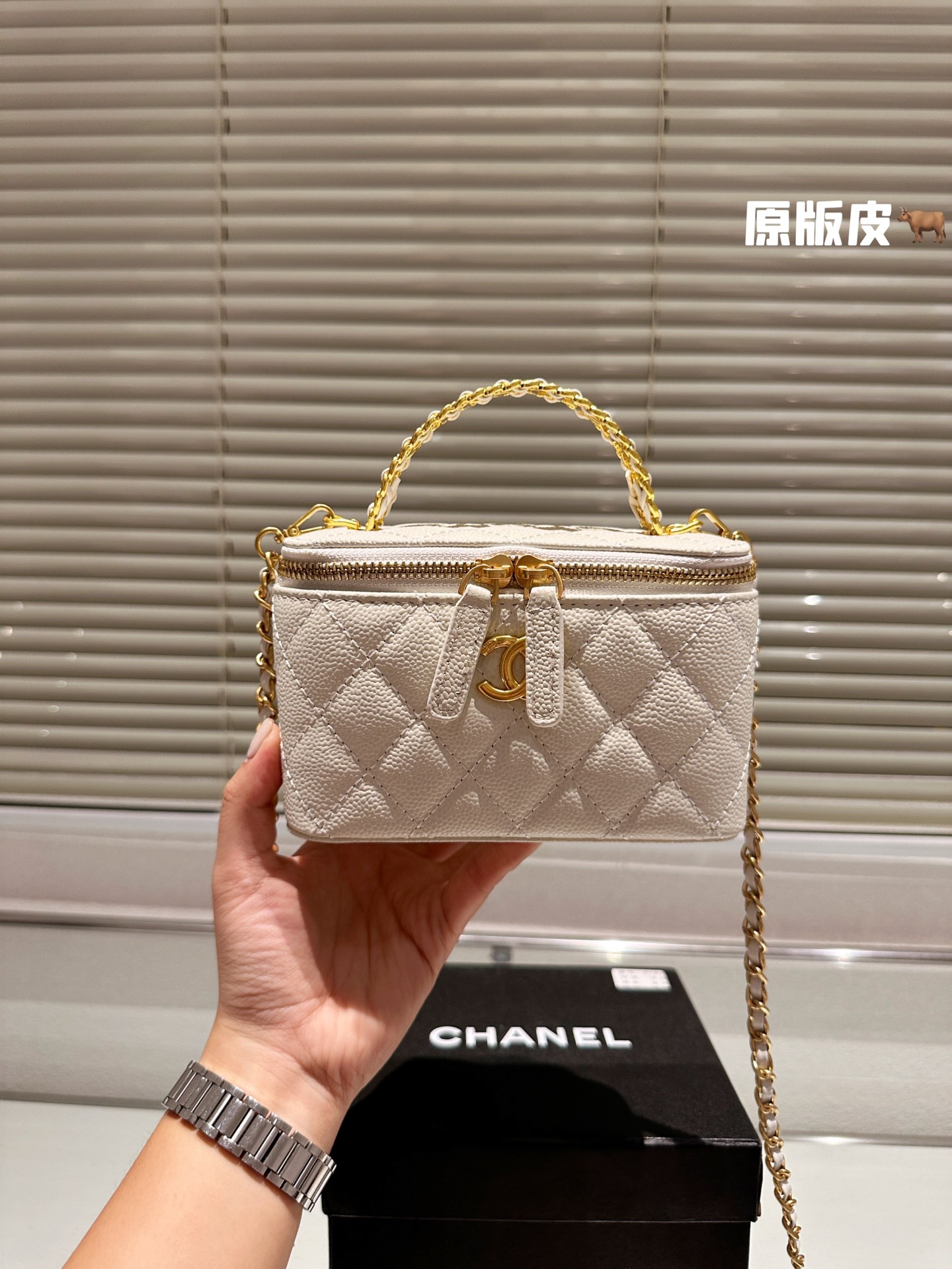 Chanel Sac À Cosmétique Sacs À Bandoulière & À Épaule Travail ouvert Peau de mouton La chaîne