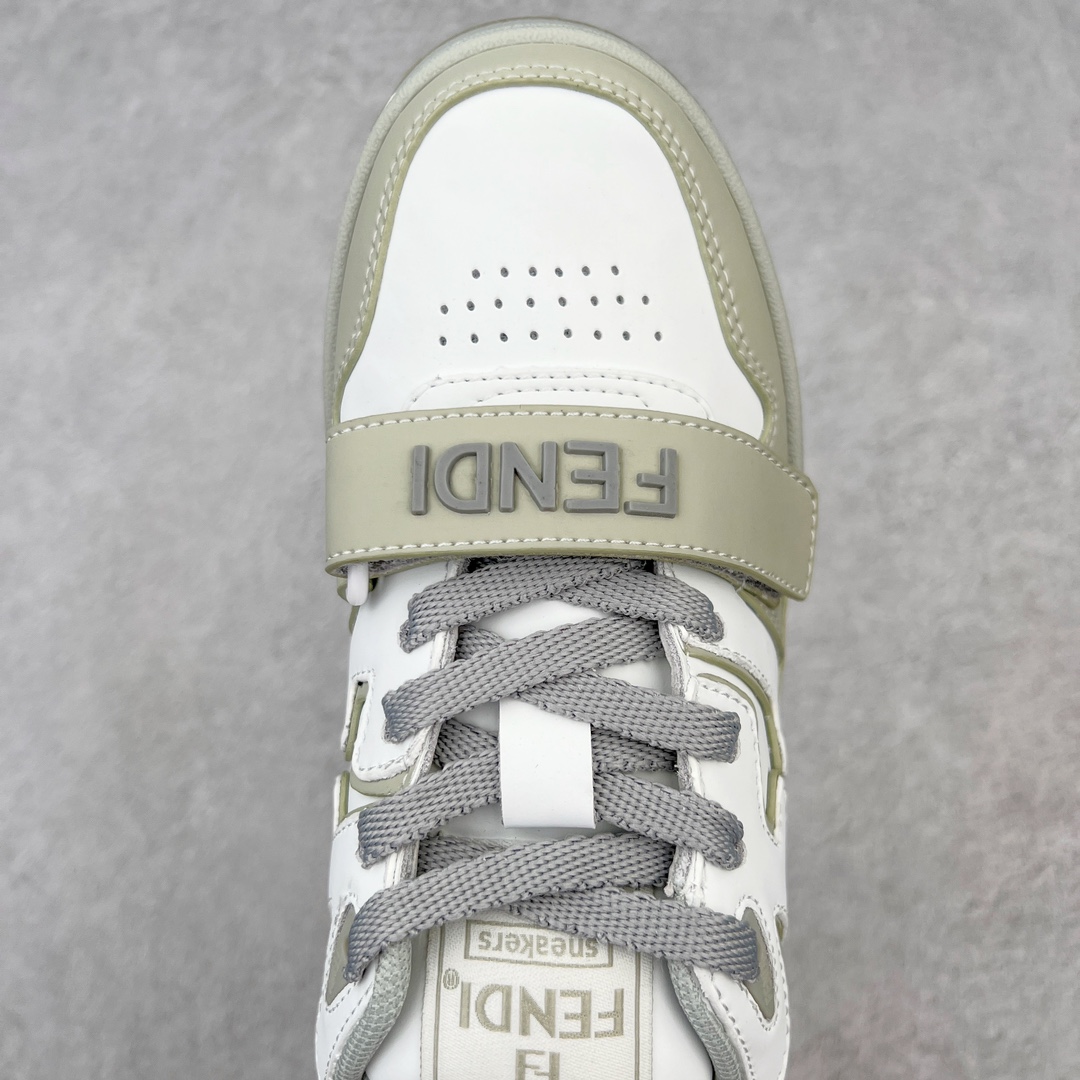 图片[4]-＃S版纯原 FENDI 芬迪 Match sneaters低帮运动鞋 独家定制 全身20几个细节点全部做到一致还原 吊打市面所有版本 独家原装套装配件官方同源 渠道原装订单 全套专柜包装物及配件#鞋底嵌入核心防伪芯片感应装置 FENDI芬迪match最新爆款情侣款运动鞋板鞋原版购入 高工艺无缝细空胶技术 贴楦误差0.05mm,鞋底采用固特异内外锁死工艺 最大限度弯折永不开胶 原鞋一致效果环保无味 鞋面采用麂皮和皮革拼接组合 logo内里采用毛巾绒里 上脚超级柔软 轻便 舒适搭配卫衣 尺码：35 36 37 38 39 40 41 42 43 44 45-选品中心