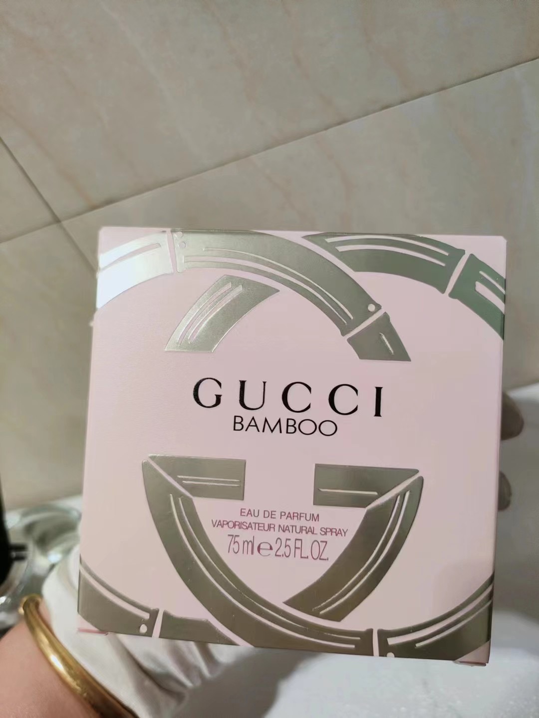 💰90 瓶子像钻石切割设计，盖子是竹子设计，包括包装也是竹子设计，真的很竹韵这名字