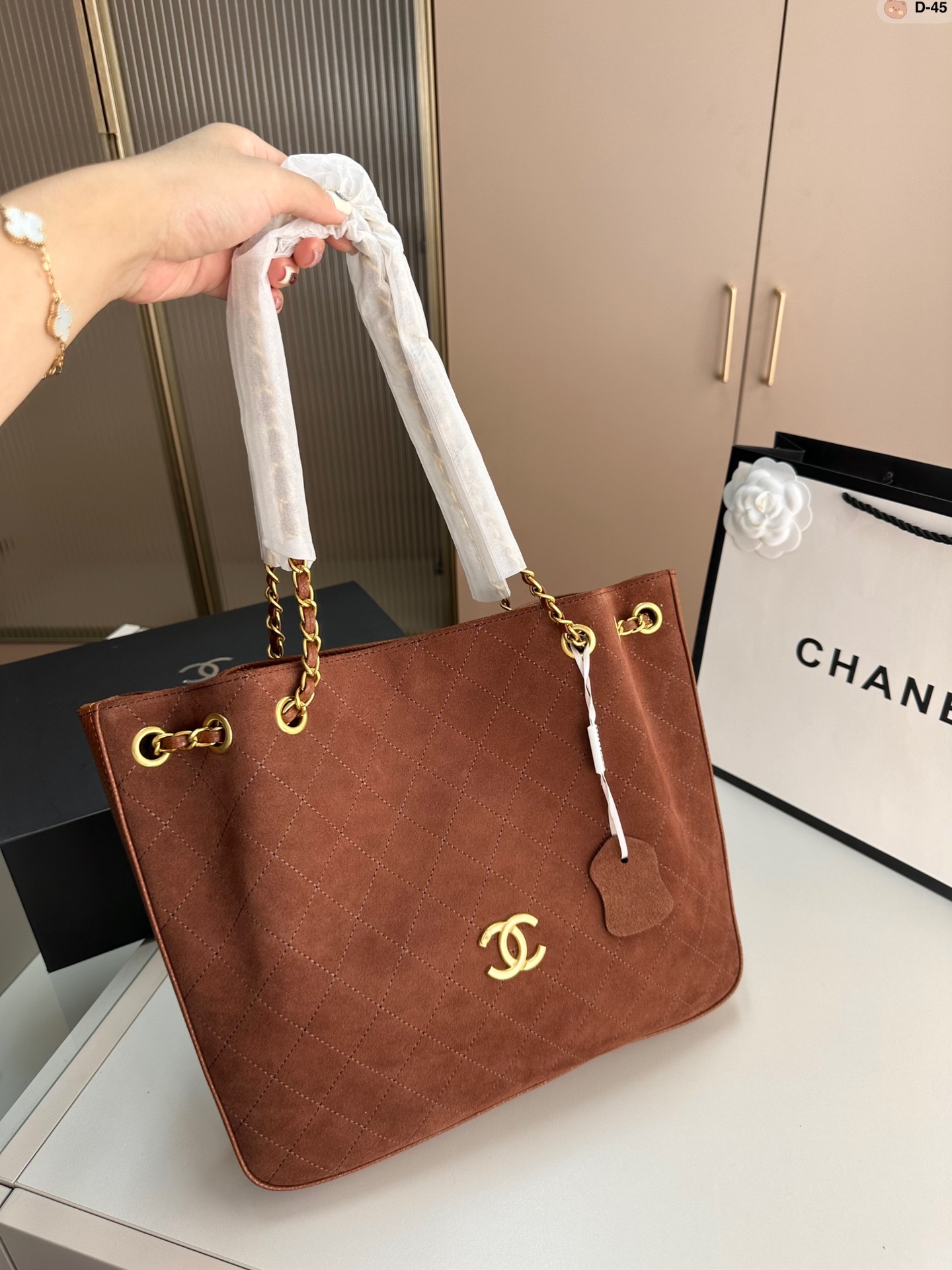 Chanel Fashion
 Crossbody & Shoulder Bags Fall Collection Underarm