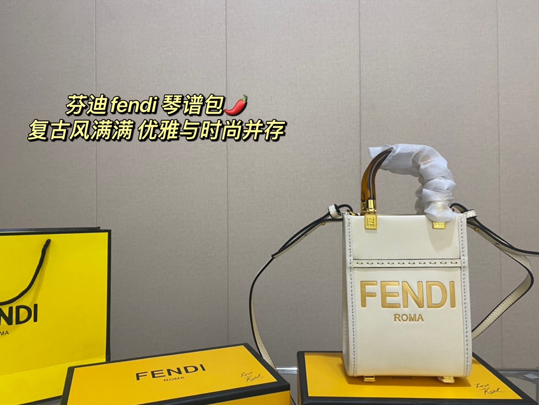 Fendi Crossbody & Shoulder Bags Vintage