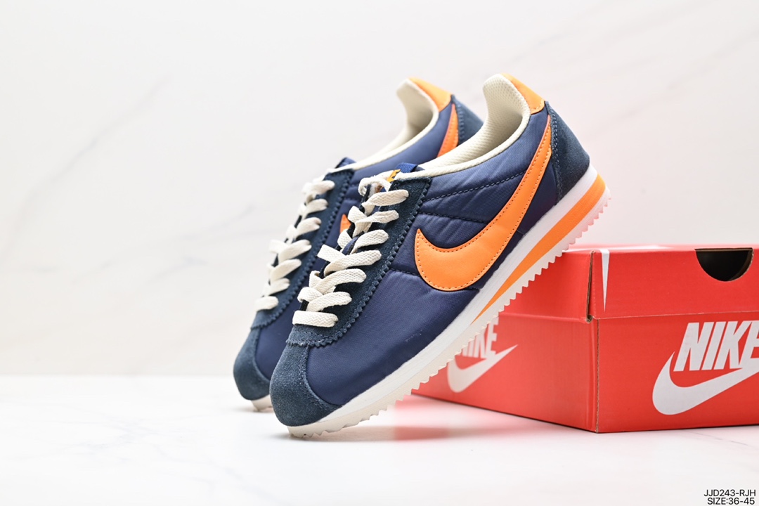 Nike Classic Cortez new color classic lightweight and comfortable men's Forrest Gump shoes casual running shoes sports shoes 882258-101