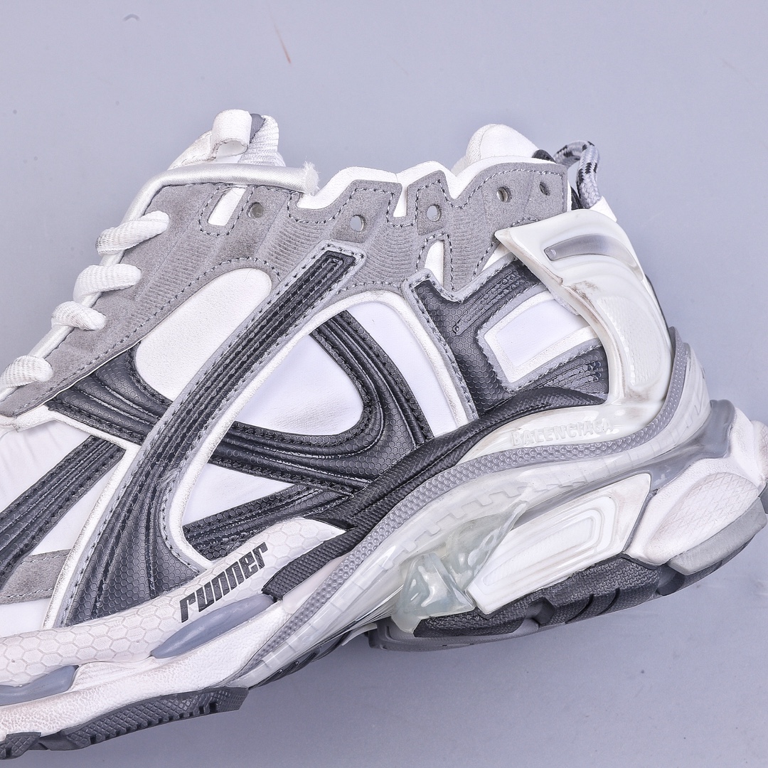 OK New BALENCIAGA-Runner 7.0 passes the overflow test