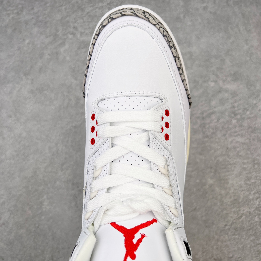 图片[4]-＃PB福利特价 Air Jordan AJ3 Retro 市场中端王者 全套原纸板楦头开发 原厂大底磨具加持立体防滑纹理 原装可视Air Sole气垫 原汁原味最完美的三代版型 唯一正确鞋头趴度弧度高度鞋身腰线 此版本只针对中端市场 皮料材质有所更替 其他数据细节工艺流程均保持一致 绝不口嗨 细节品控鞋型随意秒杀市面3XX 4XX 原厂TPU后跟饰片 正确内里反口里网布 皮料菱角分明不变形无多余毛边 正确手工大底描漆拉丝 市场唯一原厂鞋扣模具 原厂织唛标 原厂飞人电绣工艺 尾指中部跳三针 独家绑鞋带手法 印刷中底布 四线拉帮 米色美纹纸贴合固定 进口港宝加持 后跟自然饱满 全鞋荧光划线卡点 追求极致完美 每一双都是工艺品 多重QC质检 超越公司货的品控标准 实实在在的免检产品 尺码：40 40.5 41 42 42.5 43 44 44.5 45 45.5 46 47.5-选品中心