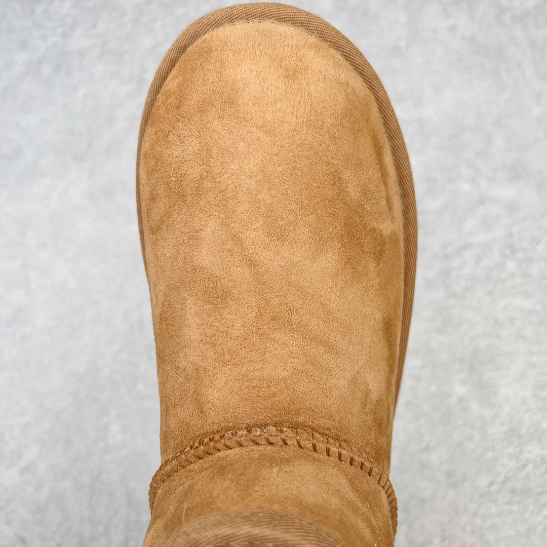 图片[4]-＃GX UGG 6109 经典秋冬羊皮毛一体雪地靴 全鞋采用ZP同厂 隆丰A级澳洲进口羊皮毛一体 品牌代工厂生产线 完全遵循ZP工艺流程 代工厂原厂版师 秉承无原鞋不开发选择 注重每一处细节 市面最正版型 TREADLITE\\\”轻翼\\\”科技外底 轻便/耐用/柔韧/桩型【售后郑重承诺】一个月内若出现重大脱胶/断底等质量问题 直接为您换新！尺码：35 36 37 38 39 40-选品中心