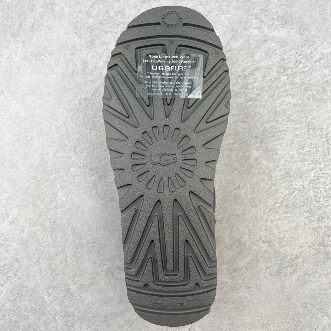 图片[9]-＃GX UGG 6109 经典秋冬羊皮毛一体雪地靴 全鞋采用ZP同厂 隆丰A级澳洲进口羊皮毛一体 品牌代工厂生产线 完全遵循ZP工艺流程 代工厂原厂版师 秉承无原鞋不开发选择 注重每一处细节 市面最正版型 TREADLITE\\\”轻翼\\\”科技外底 轻便/耐用/柔韧/桩型【售后郑重承诺】一个月内若出现重大脱胶/断底等质量问题 直接为您换新！尺码：35 36 37 38 39 40-选品中心