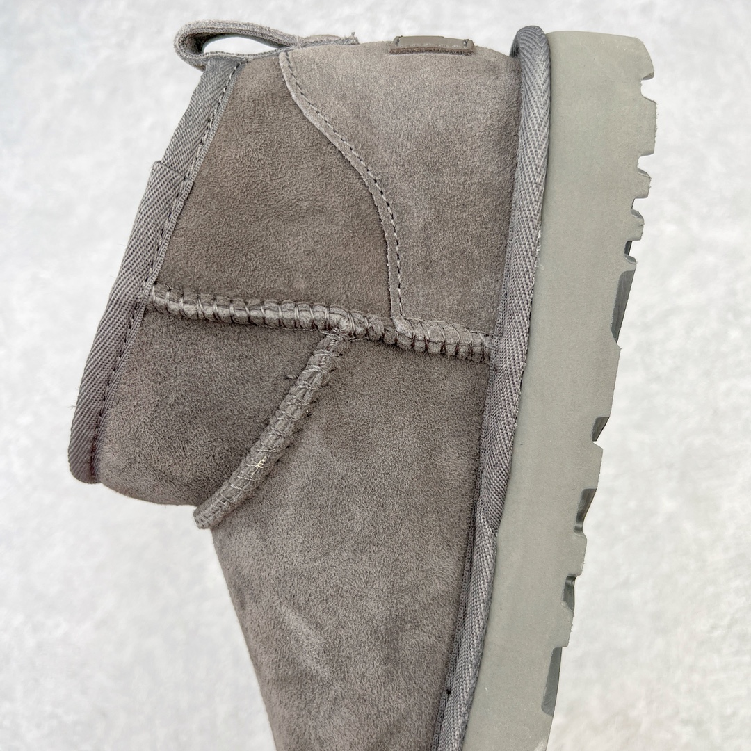 图片[7]-＃GX UGG 6109 经典秋冬羊皮毛一体雪地靴 全鞋采用ZP同厂 隆丰A级澳洲进口羊皮毛一体 品牌代工厂生产线 完全遵循ZP工艺流程 代工厂原厂版师 秉承无原鞋不开发选择 注重每一处细节 市面最正版型 TREADLITE\\\”轻翼\\\”科技外底 轻便/耐用/柔韧/桩型【售后郑重承诺】一个月内若出现重大脱胶/断底等质量问题 直接为您换新！尺码：35 36 37 38 39 40-选品中心