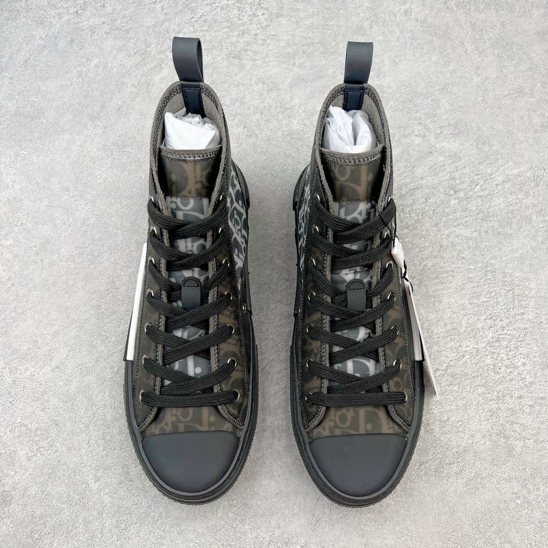 图片[2]-零售💰410 ＃零售版 Dior B23 Oblique High Top Sneakers 迪奥“CD重影”系列 东莞纯原 原版购入再次全新升级 全鞋细节到材料到包装大幅度提升改正 市面最强版本 可对比 历史最高FK （全套原版一致配件包装）羊皮贴底拉帮 原装耐弯折耐高温EVC饰片材质 迄今为止唯一原装版本 采用原厂科技面料 无色差问题 随意对比公司 鞋面网纱一比一打样开发 原版一致大底 正确后跟弧度 后尾巴双针走线 完美楦形 尺码：35 36 37 38 39 40 41 42 43 44 45 46 编码：Wby4936010-运动鞋