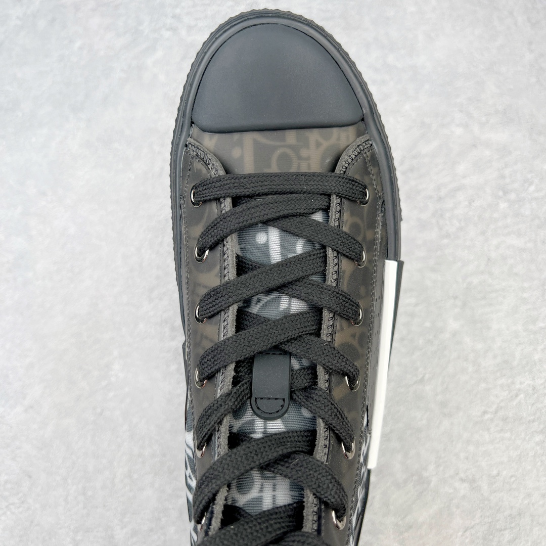 图片[4]-零售💰410 ＃零售版 Dior B23 Oblique High Top Sneakers 迪奥“CD重影”系列 东莞纯原 原版购入再次全新升级 全鞋细节到材料到包装大幅度提升改正 市面最强版本 可对比 历史最高FK （全套原版一致配件包装）羊皮贴底拉帮 原装耐弯折耐高温EVC饰片材质 迄今为止唯一原装版本 采用原厂科技面料 无色差问题 随意对比公司 鞋面网纱一比一打样开发 原版一致大底 正确后跟弧度 后尾巴双针走线 完美楦形 尺码：35 36 37 38 39 40 41 42 43 44 45 46 编码：Wby4936010-运动鞋