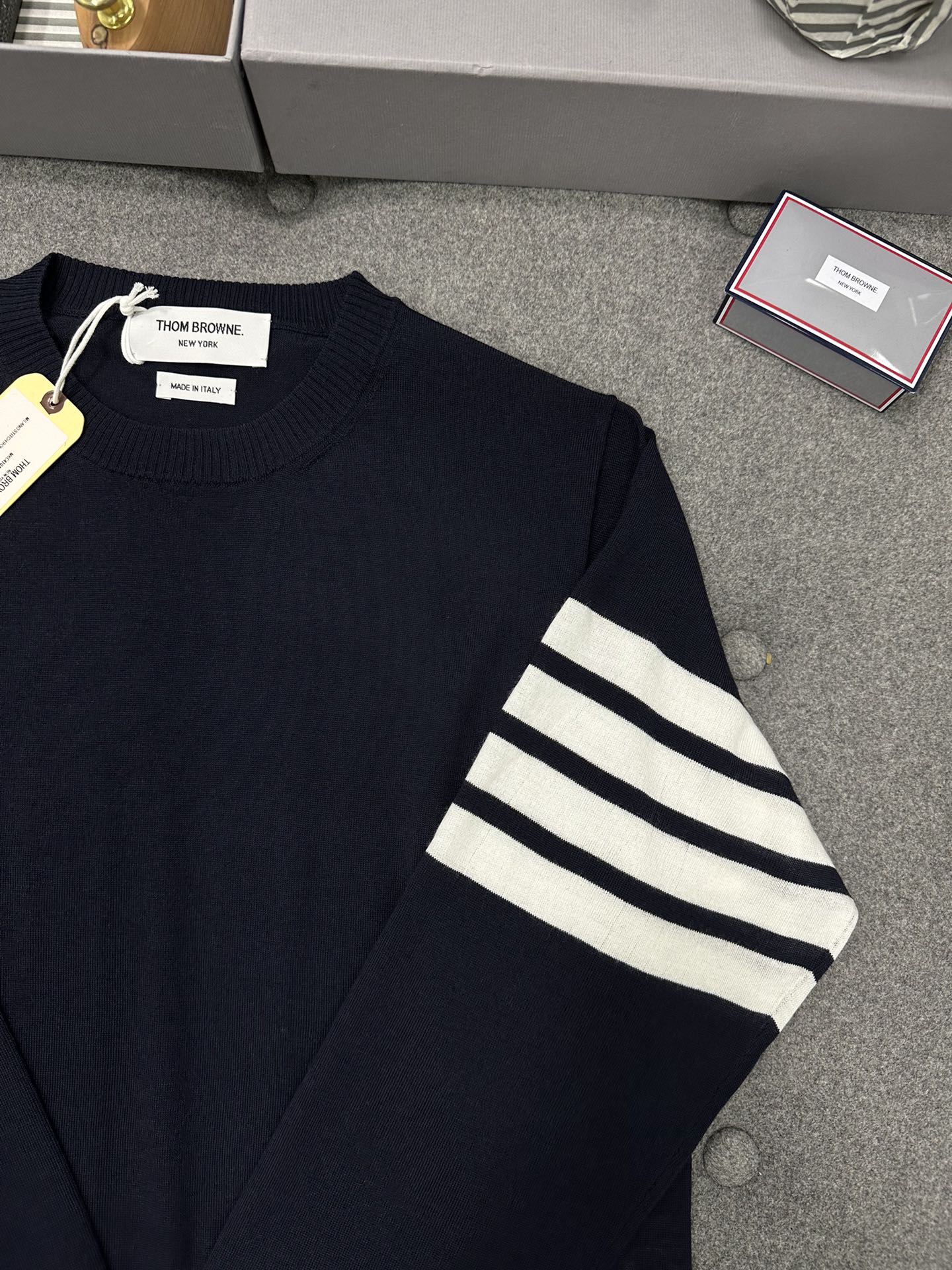 톰브라운 남성 니트 129807 Thom Browne Knit 썸네일 이미지