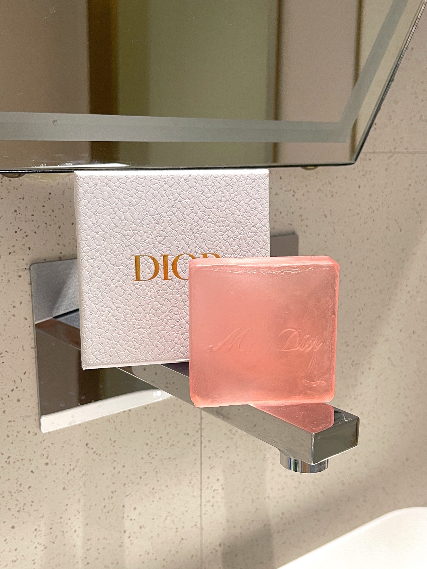 Dior Boutique Edition Perfumed Bath Soap - Comprehensive