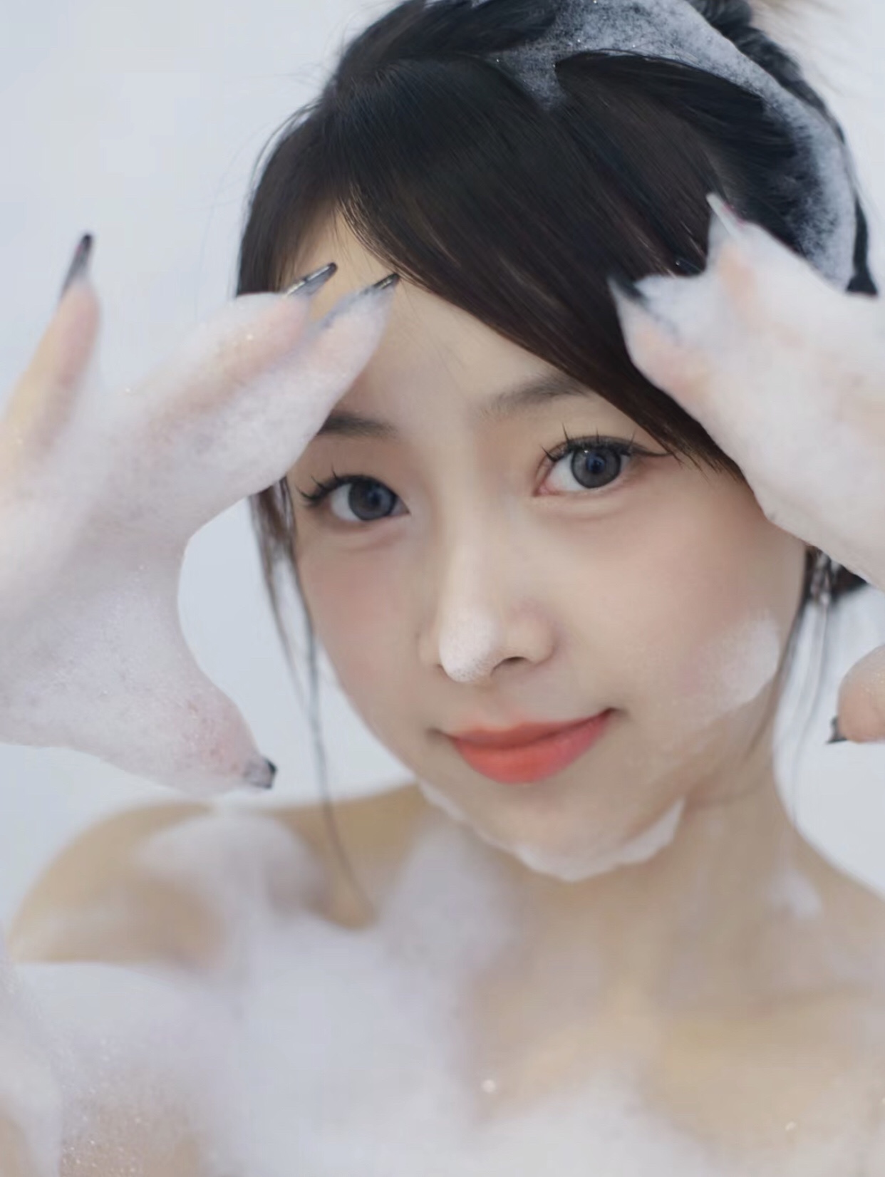 Dior Rose Bath Soap delivers effective cleansing while preserving skin - Comprehensive 2