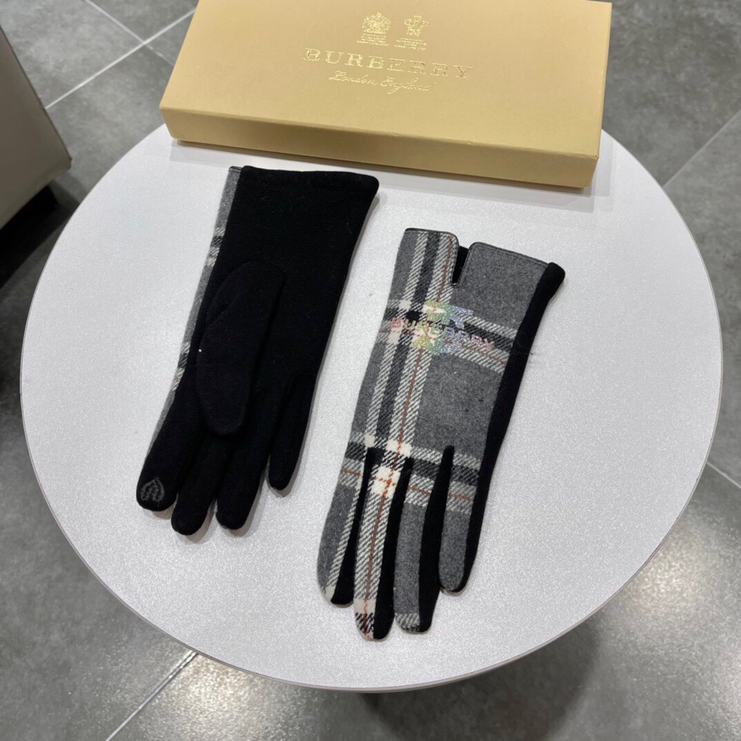 巴宝莉BURBERRY专柜新品羊毛手套时尚手套秋冬保暖加绒内里经典格子上手超舒适柔软百搭均码