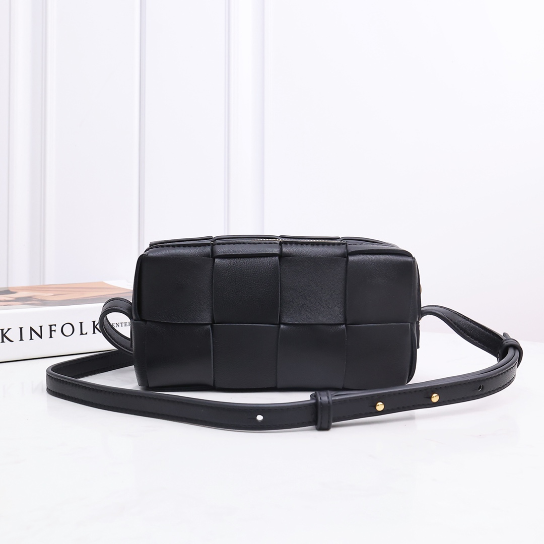 Bottega Veneta 编织 小号 肩带 斜挎包