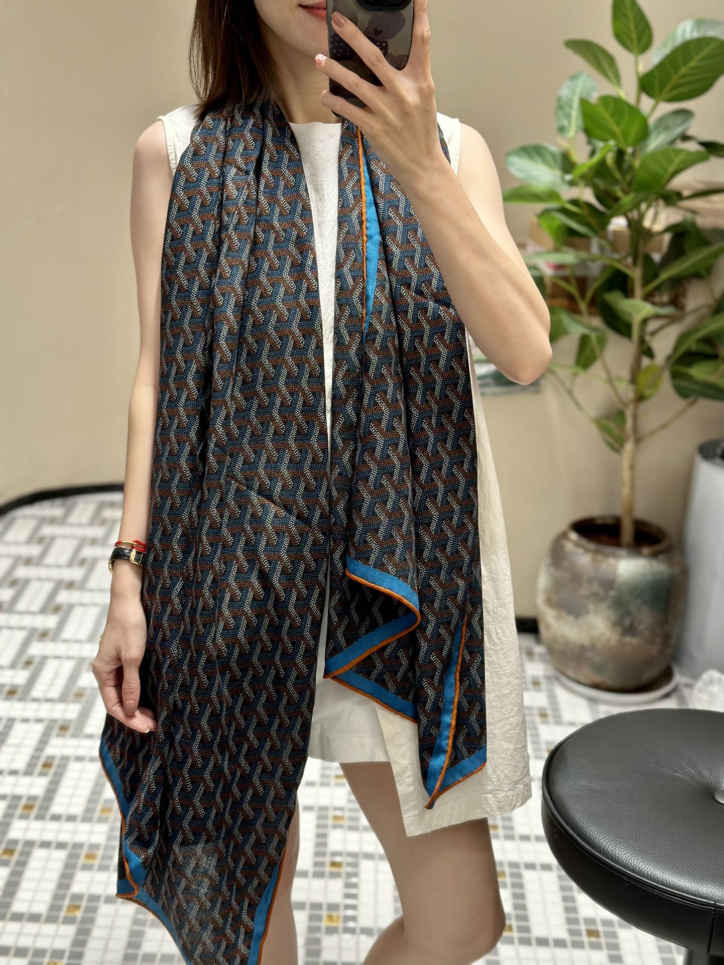 💟补单上新❤️经典大气 永不出错的一个款式 重磅来袭❤️ 强烈推荐🧱Goya 丝绒长巾 【高端双面同色】