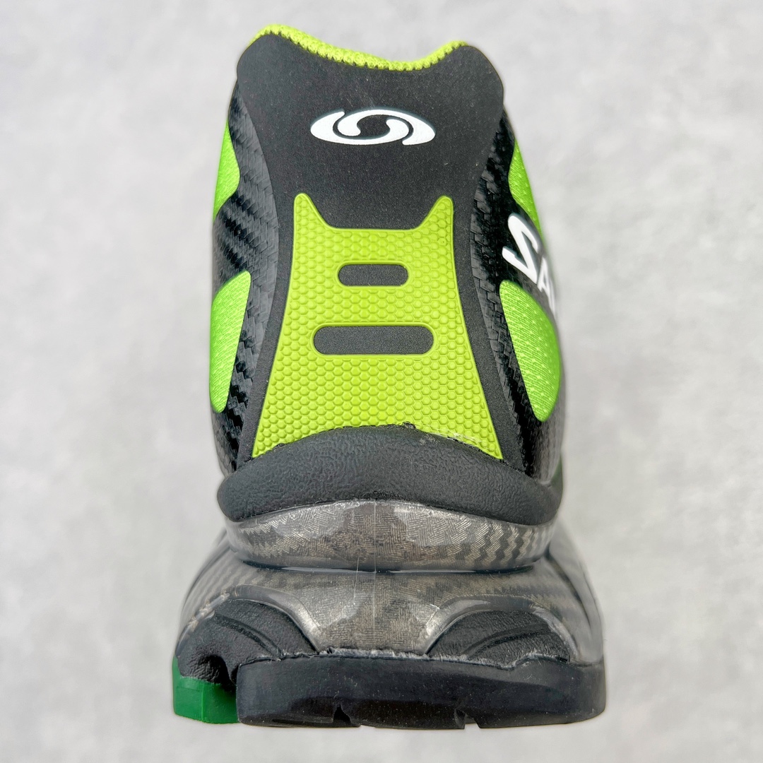 图片[8]-＃GX/绿X Salomon XT-4 OG Advanced 萨洛蒙系列低帮城市越野机能透气休闲运动鞋 鞋舌处附有迷你网眼袋收纳鞋绳以及下方的多色 Logo 标签 接着搭载奶油色 ACS 技术中底以及金色 TPU 塑料部件提升鞋款耐用性 中底与鞋面之间饰有海蓝色条状细节有效增添鞋款层次 最后应用黑色 Contragrip Chevron 外底完成鞋款设计 这次配色颇为高调 两款配色均以绚丽的渐变设计呈现 一款以粉紫渐变主打 另一款以黄绿渐变呈现 视觉效果相当吸睛 鞋面的使用玻璃纤维覆盖物加固 并通过细绳扣系带系统进行锁定 Salomon 的品牌logo 出现在脚后跟和前掌部位 中底虽然偏薄 但非常耐用 与模压塑料ACS 框架以及致密AC2 Muscle 鞋底单元结合 能够提供出色的支撑力和缓冲性 尺码：36 36.5 37.5 38 38.5 39 40 40.5 41 42 42.5 43 44 44.5 45-选品中心