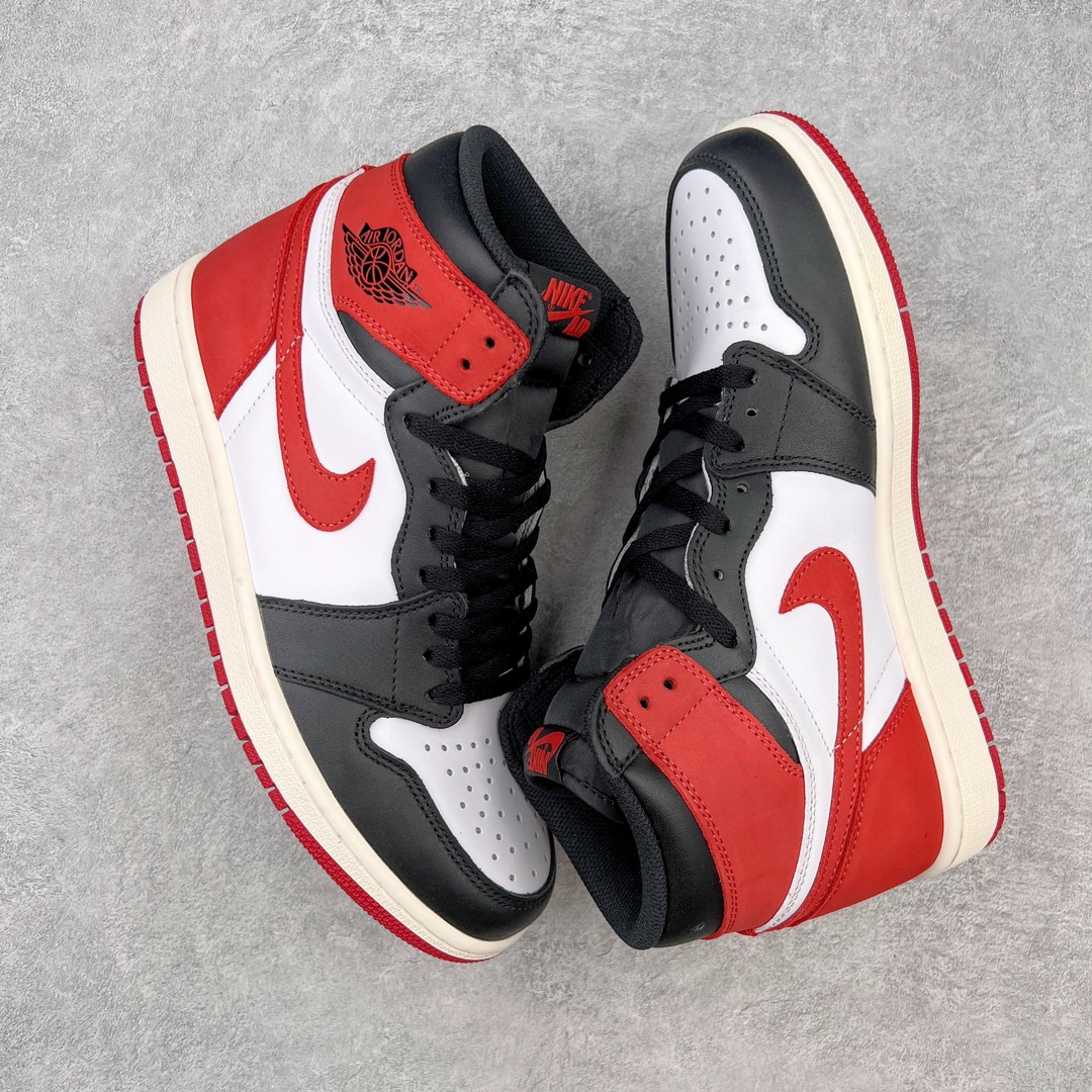 图片[3]-＃KZ神版莞产 Air Jordan AJ1 Retro 六冠王黑红 555088-112 外贸特供批次 终端控货优势输出 新配色不断更新开发 市场中端王者 全套原纸板楦头开发 确保原汁原味 完美呈现一代版型 一比一鞋头弧度高度鞋身弧度 此版本只针对中端市场 细节品控鞋型随意秒杀市面同价位 鞋型完美 不臃肿别扭 头层皮料加持 用料绝不含糊 进口玻璃冲刀皮料裁剪零毛边 电脑针车工艺 超高鞋面清洁度 最高QC检验标准 控制溢胶瑕疵 原盒原配 飞翼3D高频深度立体 工艺方面大到整体鞋型 漏斗收腰 底线拉帮 LOGO立体程度 小到针眼排布 载片对称 冲孔效果 鞋标规范 鞋垫背胶等等 无一不是口碑收割 每双都是一个回头客 尺码：36 36.5 37.5 38 38.5 39 40 40.5 41 42 42.5 43 44 44.5 45 46 47.5-选品中心
