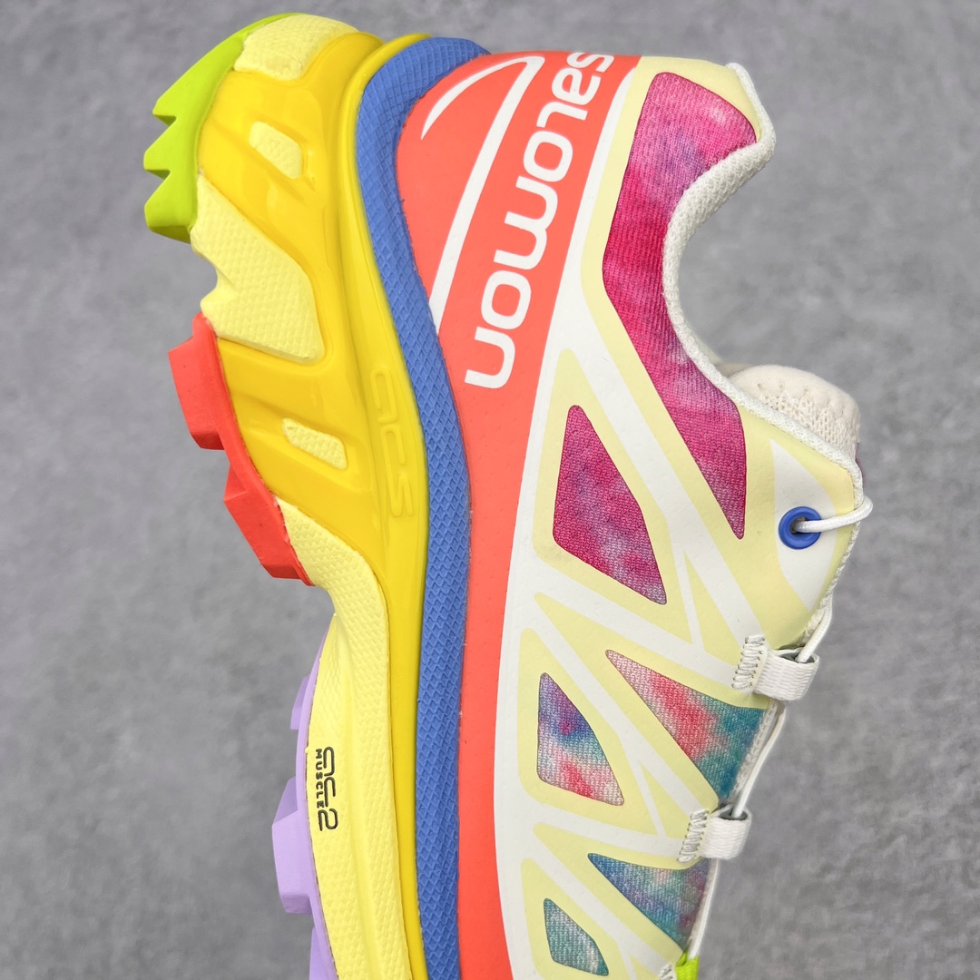 图片[6]-＃绿X/GX 纯原福利 Salomon XT-6 萨洛蒙复古潮流户外机能登山跑鞋 纯原外贸平台特供订单 耗时半年巨作 全套原纸板楦头开发 原厂特供网布配套加持 确保原汁原味 完美呈现版型 原档数据独家私模五层组合大底 男女鞋同步官方开发至46.5 原装Ortholite轻量化鞋垫 中底布带钢印编号 原厂TPU锁扣 进口港宝加持 后跟自然饱满 还原公司包裹性 鞋面以“锯齿”状的包裹系统呈现 在基色底之下加入了各种色点缀 将公司的最新技术和时尚前卫的造型融入耐用的长跑款式中 鞋面由 TPU 薄膜制成 并焊接在高耐磨网眼上 使其既时尚又坚固 由 ACS底盘支撑 可增强稳定性和支撑力 以及由橡胶凸耳 Contragrip外底覆盖的 EVA 缓冲中底 旨在应对崎岖的地形 鞋舌上的彩色Salomon 标签、Quicklace 系统以及鞋头、鞋舌和鞋跟上的附加品牌使细节更加完美 让穿着者可以轻松驾驭户外与通勤下的任何运动生活场景 无缝鞋身户外随意纵横 颜值与脚感兼备 出街通勤 绝对非常吸睛 你值得拥有 尺码：36 36.5 37.5 38 38.5 39 40 40.5 41 42 42.5 43 44 44.5 45 46 46.5 注意：偏小1码-选品中心