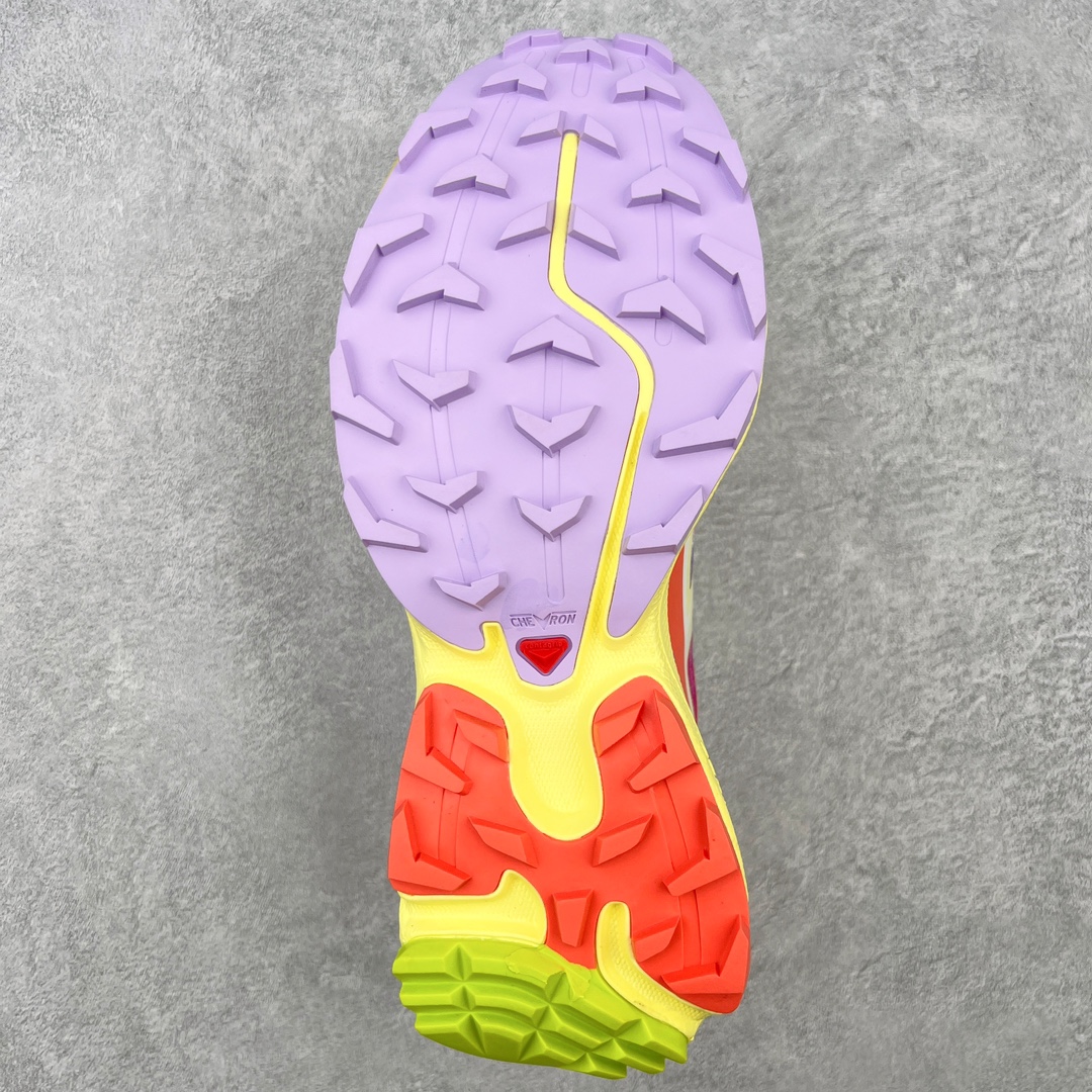 图片[9]-＃绿X/GX 纯原福利 Salomon XT-6 萨洛蒙复古潮流户外机能登山跑鞋 纯原外贸平台特供订单 耗时半年巨作 全套原纸板楦头开发 原厂特供网布配套加持 确保原汁原味 完美呈现版型 原档数据独家私模五层组合大底 男女鞋同步官方开发至46.5 原装Ortholite轻量化鞋垫 中底布带钢印编号 原厂TPU锁扣 进口港宝加持 后跟自然饱满 还原公司包裹性 鞋面以“锯齿”状的包裹系统呈现 在基色底之下加入了各种色点缀 将公司的最新技术和时尚前卫的造型融入耐用的长跑款式中 鞋面由 TPU 薄膜制成 并焊接在高耐磨网眼上 使其既时尚又坚固 由 ACS底盘支撑 可增强稳定性和支撑力 以及由橡胶凸耳 Contragrip外底覆盖的 EVA 缓冲中底 旨在应对崎岖的地形 鞋舌上的彩色Salomon 标签、Quicklace 系统以及鞋头、鞋舌和鞋跟上的附加品牌使细节更加完美 让穿着者可以轻松驾驭户外与通勤下的任何运动生活场景 无缝鞋身户外随意纵横 颜值与脚感兼备 出街通勤 绝对非常吸睛 你值得拥有 尺码：36 36.5 37.5 38 38.5 39 40 40.5 41 42 42.5 43 44 44.5 45 46 46.5 注意：偏小1码-选品中心