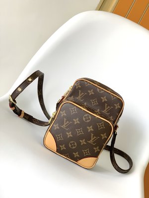 Louis Vuitton Handbags Crossbody & Shoulder Bags Men Monogram Canvas M45236