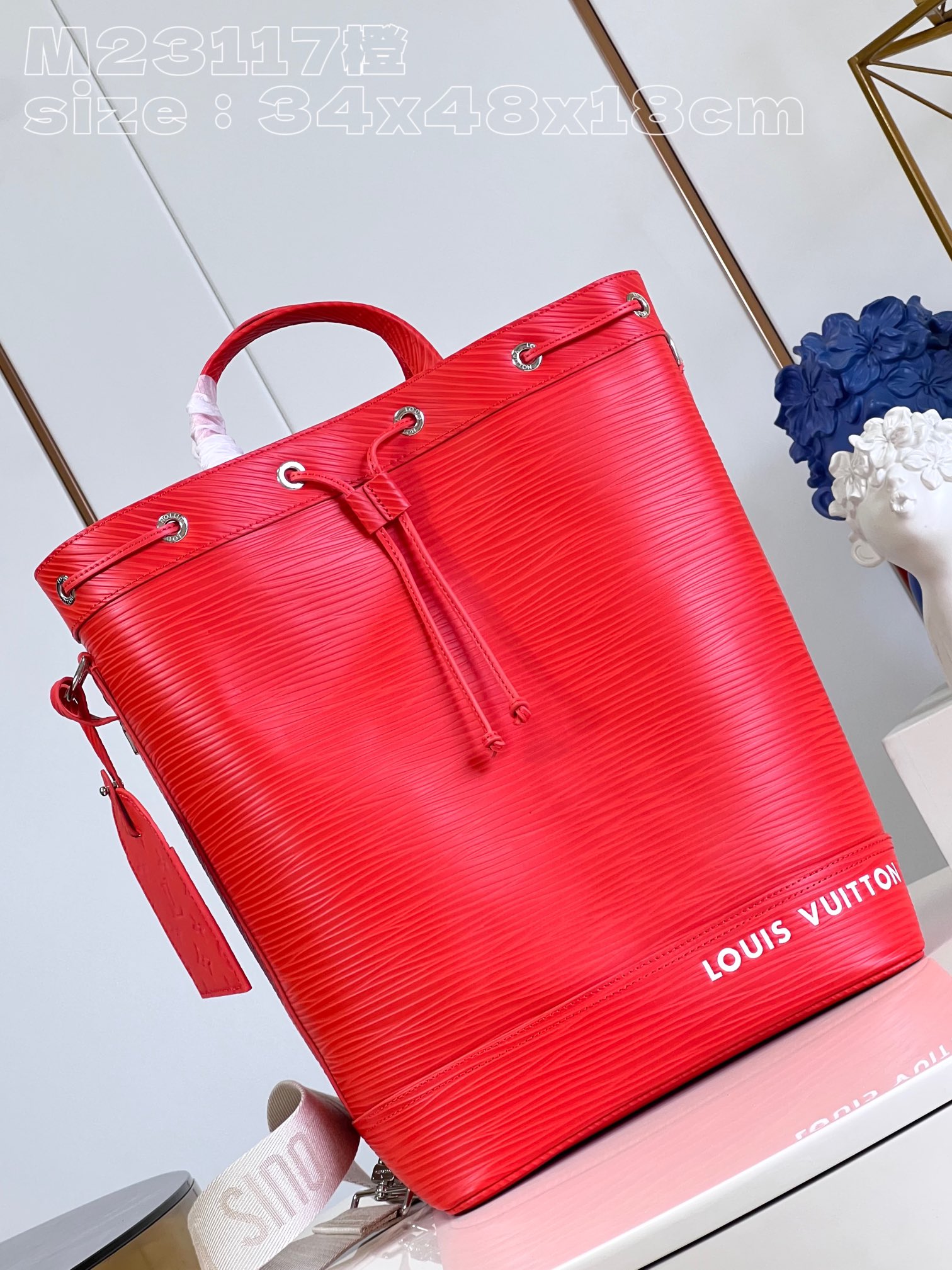 NO:400759,【Exclusive real photo M23117 Orange】This Maxi Noé Sling is made of calf leather, and the versatile design is full of sporty atmosphere. The bag has a spacious interior space and is equipped with a drawstring design to store items safely. The bag body also has 5 D-ring rings, which can be carried in many different ways. It can be carried by hand, or used as a tote bag shoulder or a cross-bowl. 34 x 48 x 18 cm (length x height x width) Z.1550 [warm reminder This model is too big and does not fit in packaging], LV [original leather], louis vuitton,totes,backpacks,cowhide19860909【独家实拍 M23117橙】這款Maxi Noé Sling採用小牛皮製造,百搭多變的設計洋溢運動氣息.袋款內部空間寛敞,配備抽繩設計可穩妥收納物品.袋身亦設有5個D型圈環,可作多種不同方式攜帶,既可手提攜帶,亦可用作托特包肩背或作斜背包攜帶.34 x 48 x 18厘米 (長度 x 高度 x 闊度) Z.1550【温馨提示 此款太大不配包装】,LV【原厂皮】,louis vuitton,totes,backpacks,cowhide,Bag