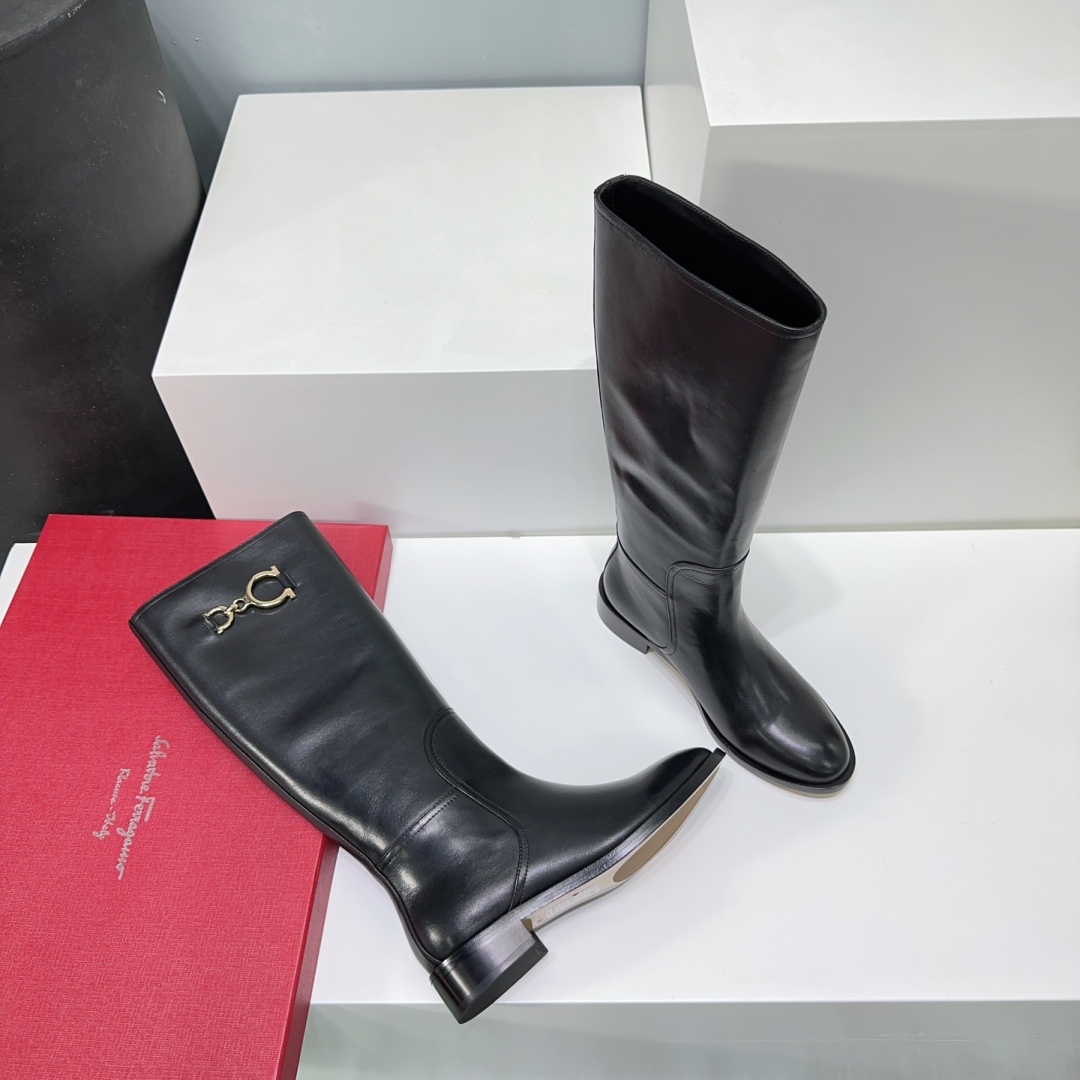 High Quality SF Salvatore Ferragamo Firagumi Boots: Gold Metal Button Detail, Italian Import, 2.5CM Heel. - 图片 7