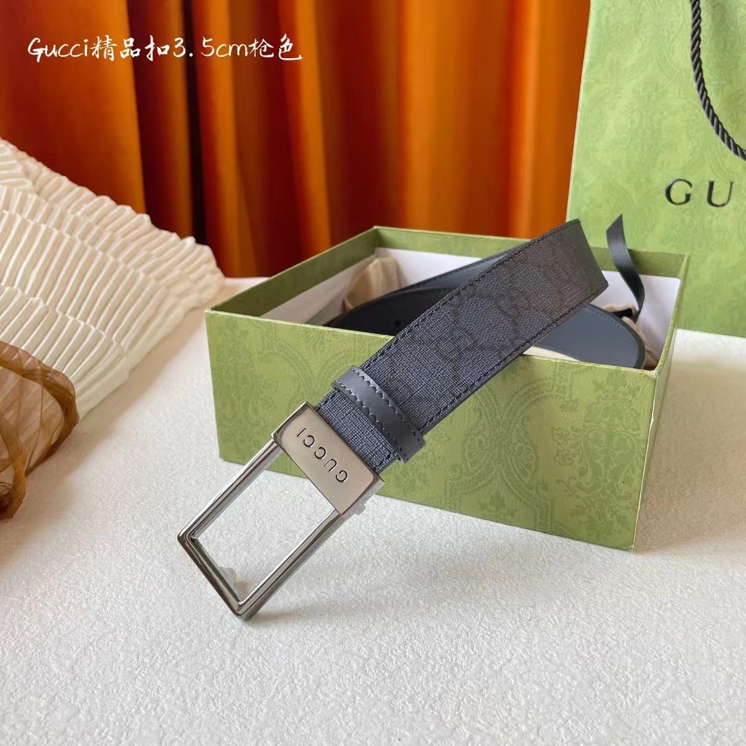 衔接品牌的过去和现在，以焕新方式继续演绎经典元素。这款窄版腰带饰有GG字母交织图案，以Gucci刻花呈现
