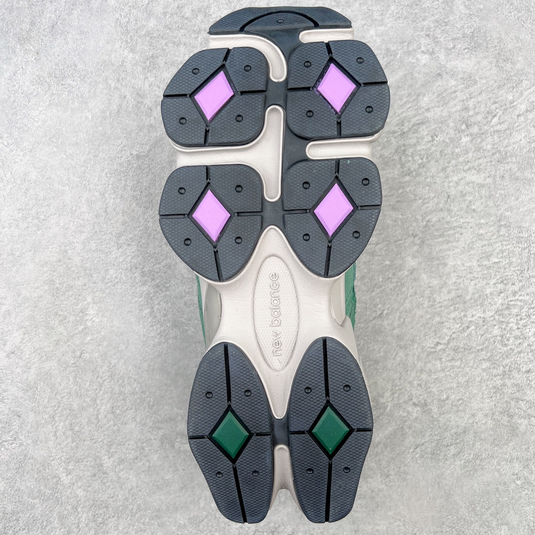 图片[9]-＃纯原特价福利 New Balance NB9060系列 新百伦绒面革网布经典百搭防滑耐磨透气低帮生活休闲鞋 全套原楦原纸板原厂数据开发 进口三明治网面 原装进口翻毛皮料正确绒感卡色 正确中底拉帮中底网布细节 原厂标裁 带紫光防伪 定制后跟透明水晶模块 冲裁组合 大底贴合程度胶水上色把控完美 整洁度挑战全网艺术家 多道序QC把关品质完善 匠心打造 耗时两个月开发完成 工艺极其复杂难度可想而知 新开独立私模大底 全网唯一正确六层组合大底 高端零售专供产物 尺码：36 37 37.5 38 38.5 39 40 40.5 41 42 42.5 43 44 45 46.5-选品中心