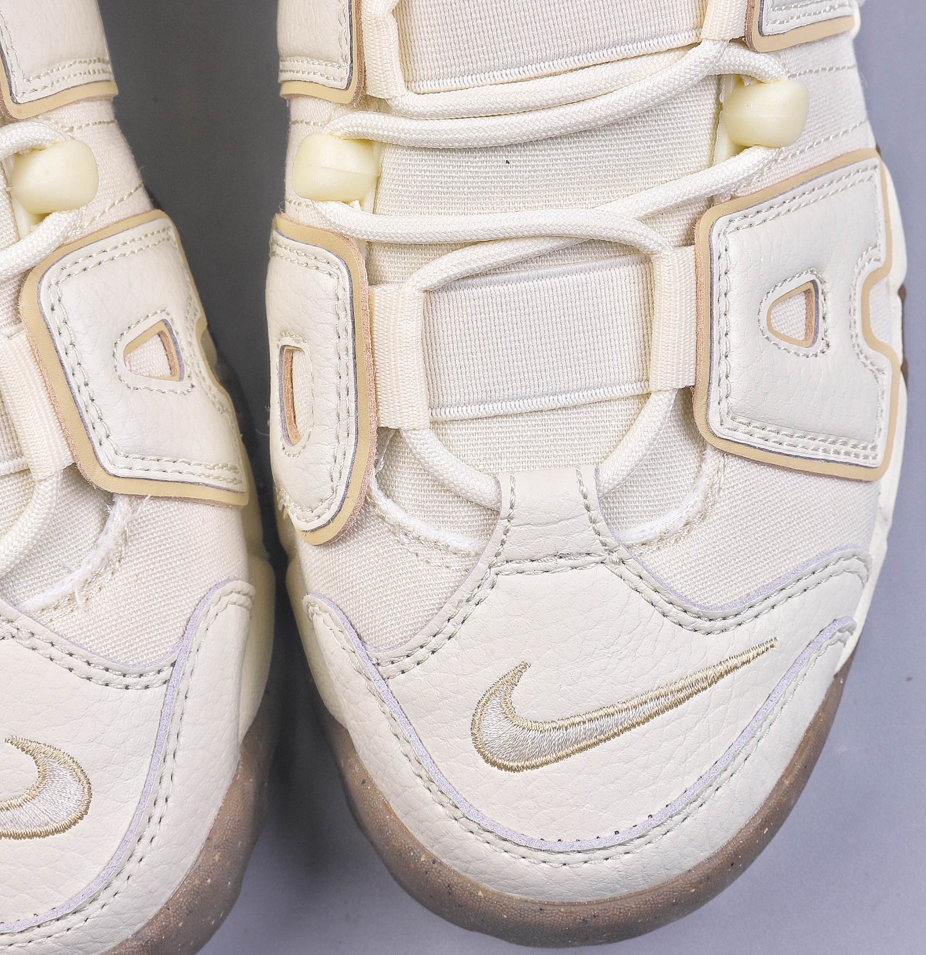 CK Air More Uptempo ”Coconut Milk” 米色 DX1939-100