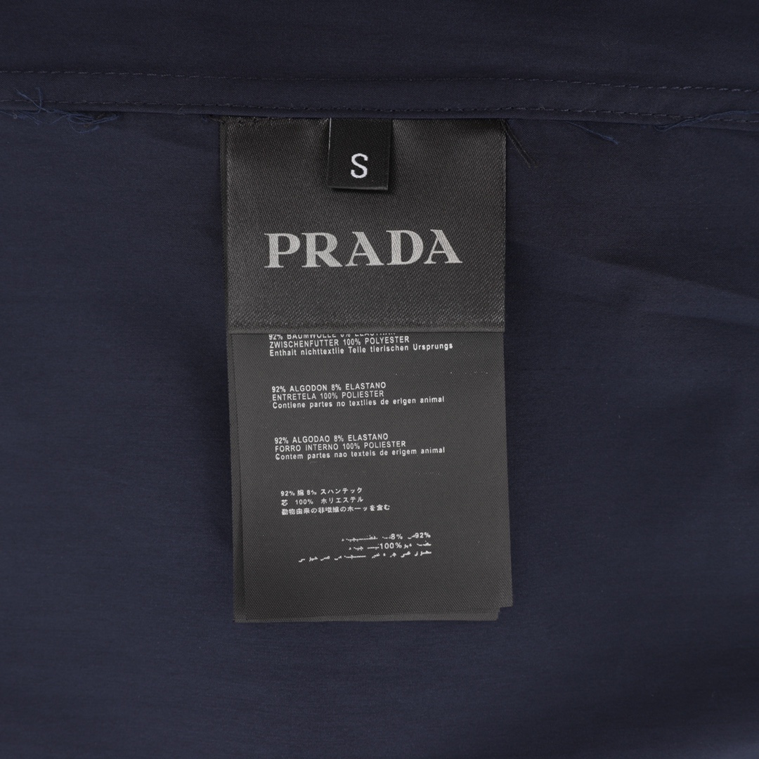 Prada 普拉达 明线拉链外套