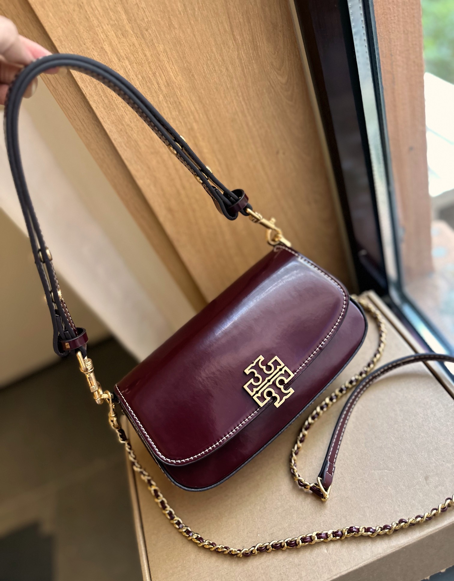 Tory Burch Crossbody & Shoulder Bags Underarm