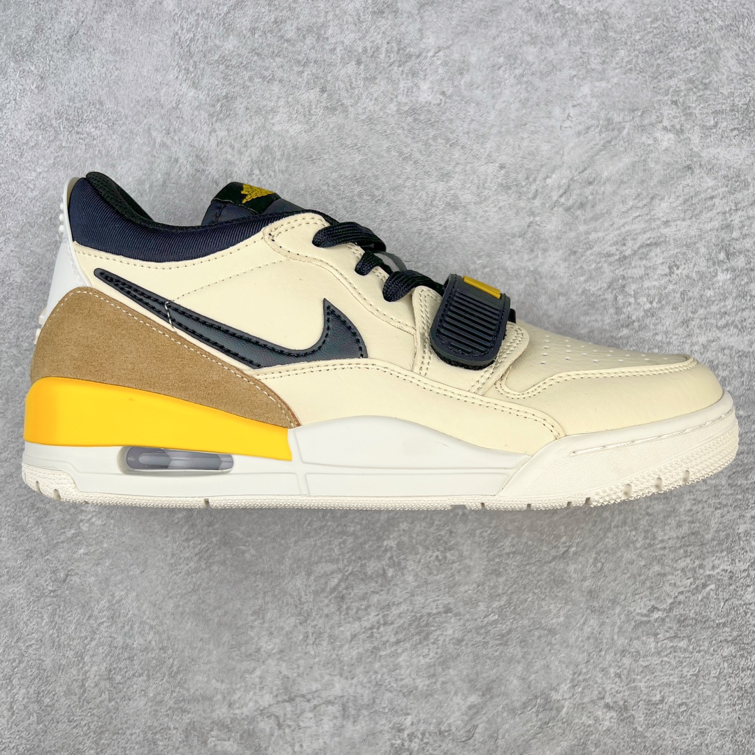 图片[3]-＃KZ神版 Air Jordan Legacy AJ312 复古篮球鞋 市场最强独一档产物 全套原纸板楦头开发 原厂大底磨具加持立体防滑纹理 原档数据后跟TPU子母扣魔术贴 原装可视Air Sole气垫 原汁原味最完美的312代版型 唯一正确鞋头趴度弧度高度鞋身腰线 进口港宝加持 后跟自然饱满 全鞋荧光划线卡点 追求极致完美 每一双都是工艺品 多重QC质检 超越公司货的品控标准 实实在在的免检产品 鞋身采用了皮革材质打造 横跨鞋面的魔术贴十分吸睛 侧面的Swoosh Logo的一部分被鞋面遮挡了一部分 颇具玩味 魔术贴上标有NK标识 而鞋舌上是Jordan的经典红色飞翼Logo 后跟和鞋底均采用了AJ3的设计 后跟上同样也使用了经典的爆裂纹图案 尺码：36 36.5 37.5 38 38.5 39 40 40.5 41 42 42.5 43 44 44.5 45 46 47.5-选品中心