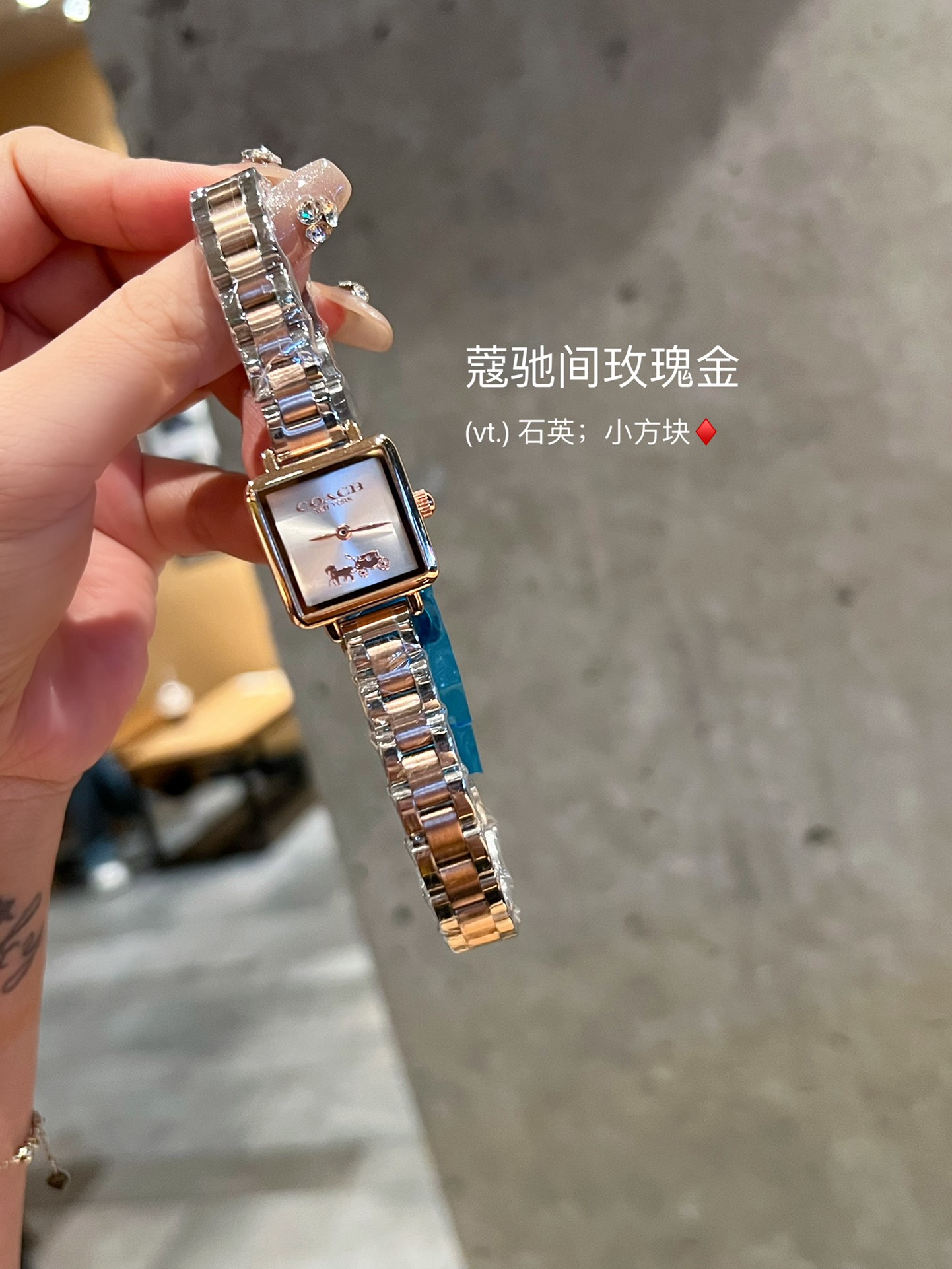 CASS-series Tea Rose Watch: Elegant Design with Stone Core, Gold Plating, and Waterproof Features. - 图片 7