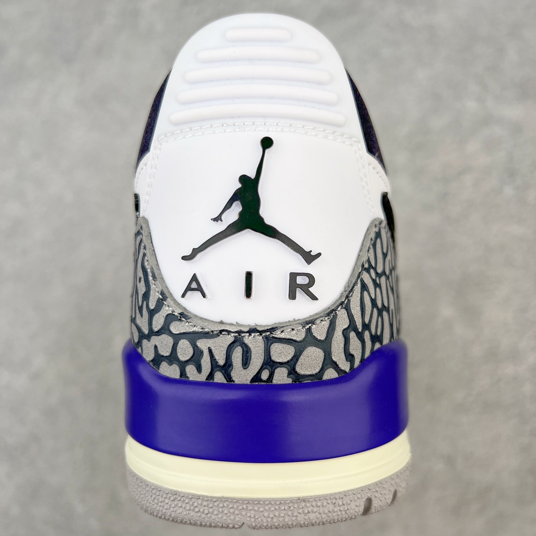 图片[8]-💰220 ＃KZ神版 Air Jordan Legacy AJ312 Low 低帮复古篮球鞋 白紫黄 CD7069-006 市场最强独一档产物 全套原纸板楦头开发 原厂大底磨具加持立体防滑纹理 原档数据后跟TPU子母扣魔术贴 原装可视Air Sole气垫 原汁原味最完美的312代版型 唯一正确鞋头趴度弧度高度鞋身腰线 进口港宝加持 后跟自然饱满 全鞋荧光划线卡点 追求极致完美 每一双都是工艺品 多重QC质检 超越公司货的品控标准 实实在在的免检产品 鞋身采用了皮革材质打造 横跨鞋面的魔术贴十分吸睛 侧面的Swoosh Logo的一部分被鞋面遮挡了一部分 颇具玩味 魔术贴上标有NK标识 而鞋舌上是Jordan的经典红色飞翼Logo 后跟和鞋底均采用了AJ3的设计 后跟上同样也使用了经典的爆裂纹图案 SIZE：36 36.5 37.5 38 38.5 39 40 40.5 41 42 42.5 43 44 44.5 45 46 47.5 编码：by2936090-运动鞋