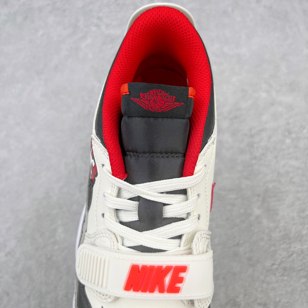 图片[5]-💰220 ＃KZ神版 Air Jordan Legacy AJ312 Low 低帮复古篮球鞋 白黑红 FJ7221-101 市场最强独一档产物 全套原纸板楦头开发 原厂大底磨具加持立体防滑纹理 原档数据后跟TPU子母扣魔术贴 原装可视Air Sole气垫 原汁原味最完美的312代版型 唯一正确鞋头趴度弧度高度鞋身腰线 进口港宝加持 后跟自然饱满 全鞋荧光划线卡点 追求极致完美 每一双都是工艺品 多重QC质检 超越公司货的品控标准 实实在在的免检产品 鞋身采用了皮革材质打造 横跨鞋面的魔术贴十分吸睛 侧面的Swoosh Logo的一部分被鞋面遮挡了一部分 颇具玩味 魔术贴上标有NK标识 而鞋舌上是Jordan的经典红色飞翼Logo 后跟和鞋底均采用了AJ3的设计 后跟上同样也使用了经典的爆裂纹图案 SIZE：36 36.5 37.5 38 38.5 39 40 40.5 41 42 42.5 43 44 44.5 45 46 47.5 编码：by2936090-运动鞋