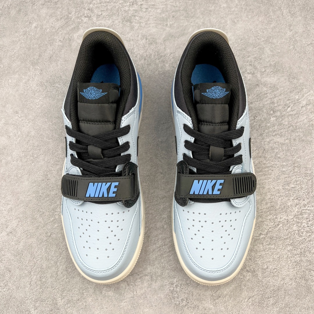 图片[2]-💰220 ＃KZ神版 Air Jordan Legacy AJ312 Low 低帮复古篮球鞋 淡蓝 CD7069-400 市场最强独一档产物 全套原纸板楦头开发 原厂大底磨具加持立体防滑纹理 原档数据后跟TPU子母扣魔术贴 原装可视Air Sole气垫 原汁原味最完美的312代版型 唯一正确鞋头趴度弧度高度鞋身腰线 进口港宝加持 后跟自然饱满 全鞋荧光划线卡点 追求极致完美 每一双都是工艺品 多重QC质检 超越公司货的品控标准 实实在在的免检产品 鞋身采用了皮革材质打造 横跨鞋面的魔术贴十分吸睛 侧面的Swoosh Logo的一部分被鞋面遮挡了一部分 颇具玩味 魔术贴上标有NK标识 而鞋舌上是Jordan的经典红色飞翼Logo 后跟和鞋底均采用了AJ3的设计 后跟上同样也使用了经典的爆裂纹图案 SIZE：36 36.5 37.5 38 38.5 39 40 40.5 41 42 42.5 43 44 44.5 45 46 47.5 编码：by2936090-运动鞋