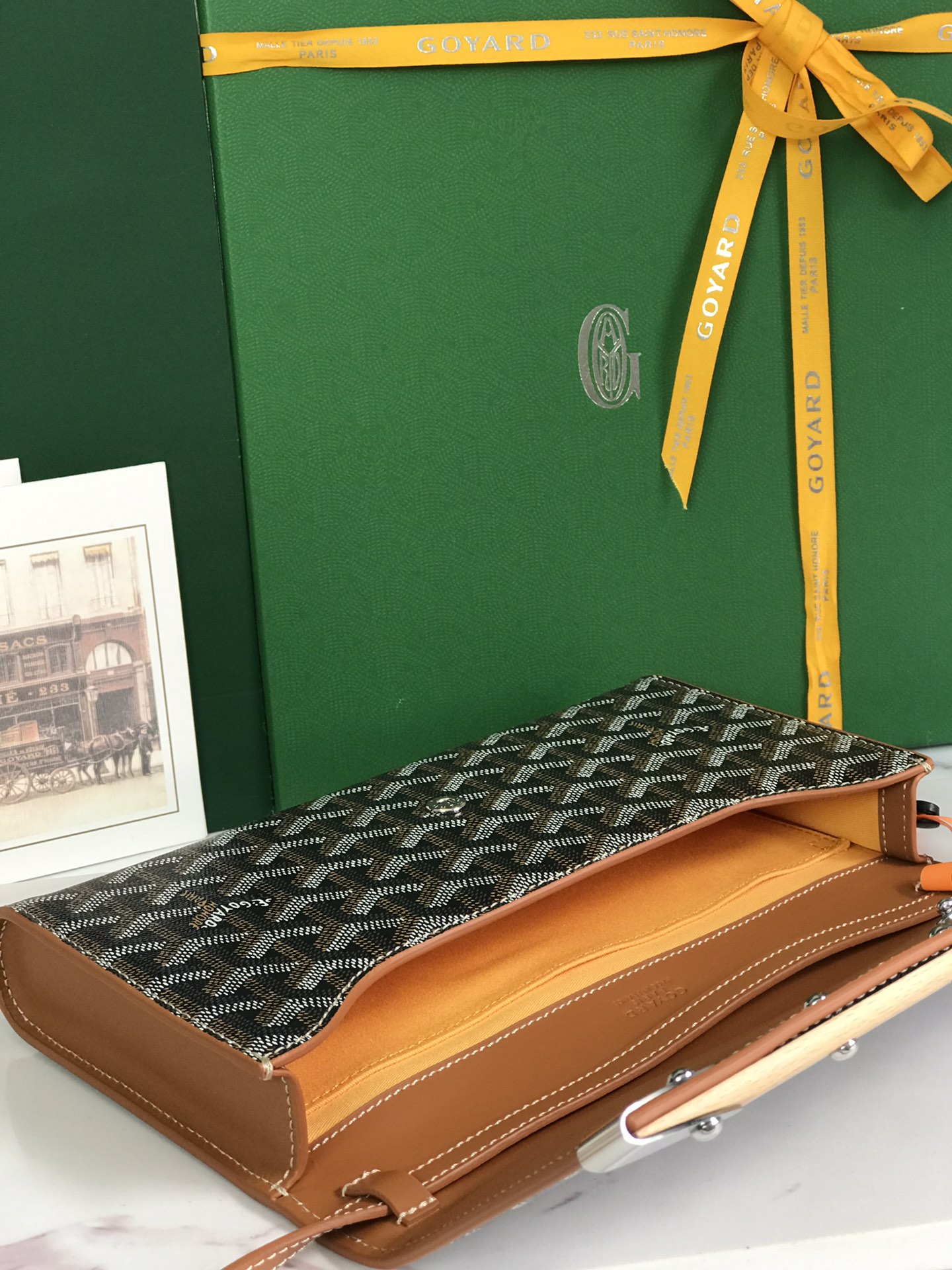 Goyard Monte-Carlo Small Clutch with Adjustable Shoulder Strap - Elegant Design 7 i1695222283 1094 7