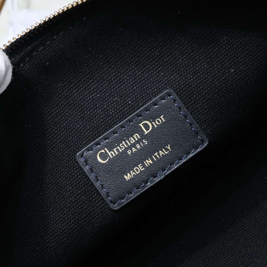 Dior 质量配图片盒子