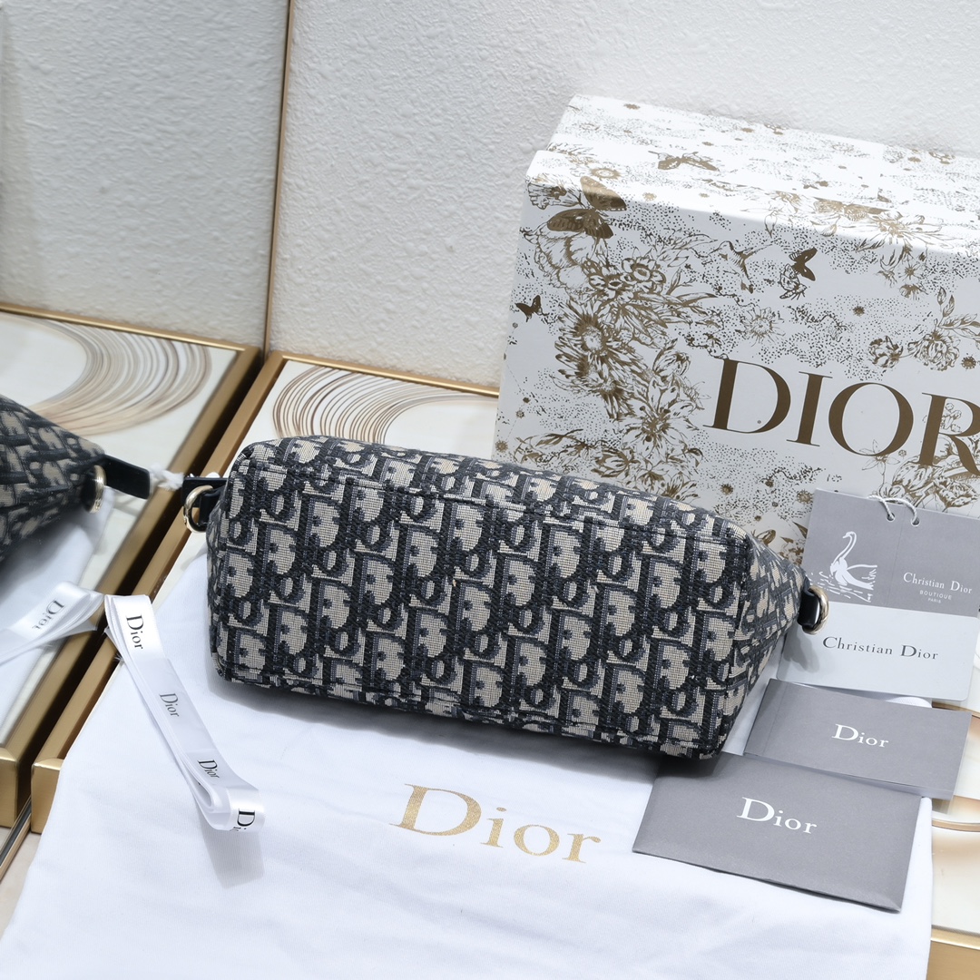 Dior 质量配图片盒子