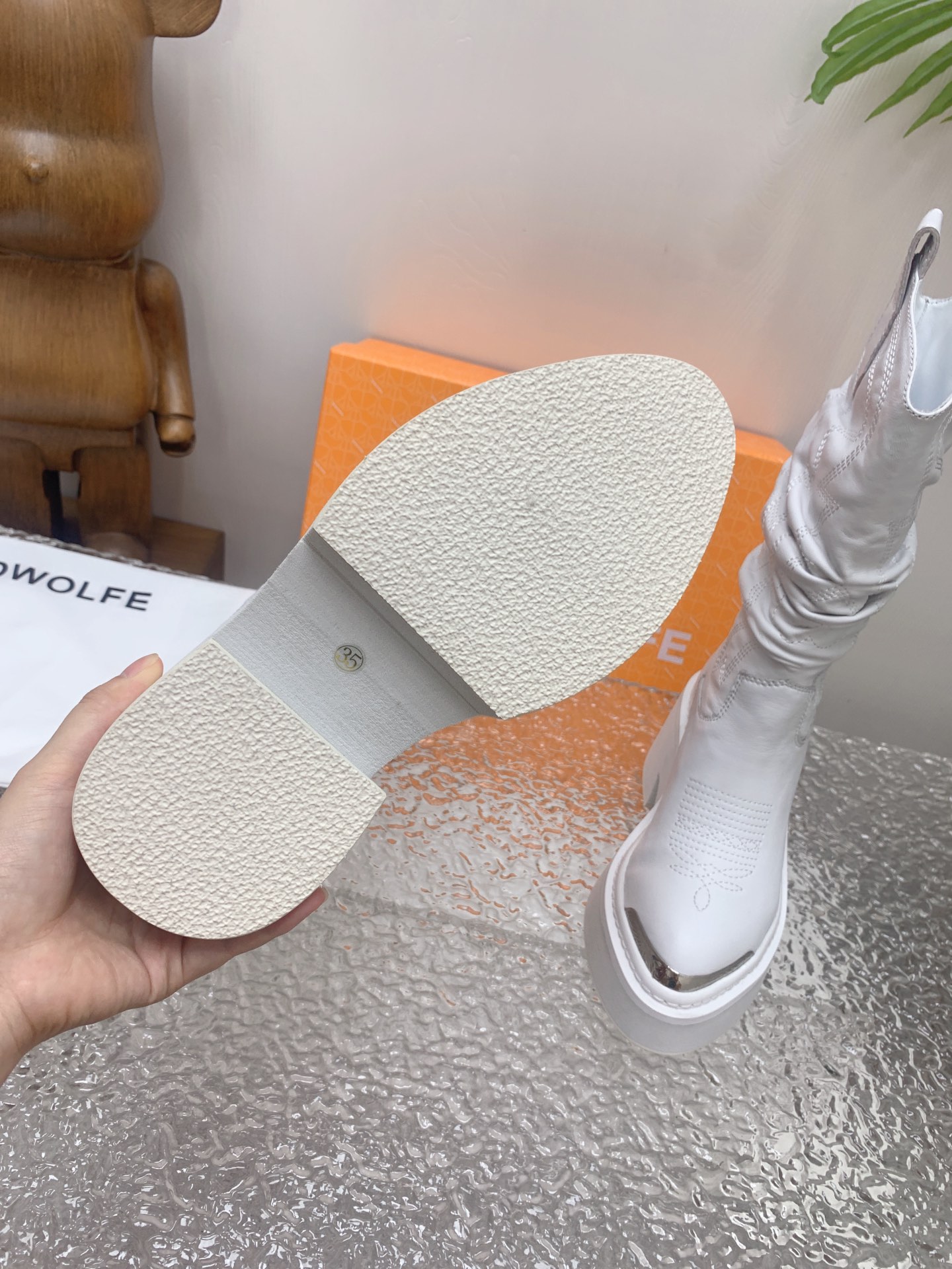 Nakedwolfe Ned Wolf Boots: Luxurious Design with Bold Front-Guarded Shoe Track - 图片 6