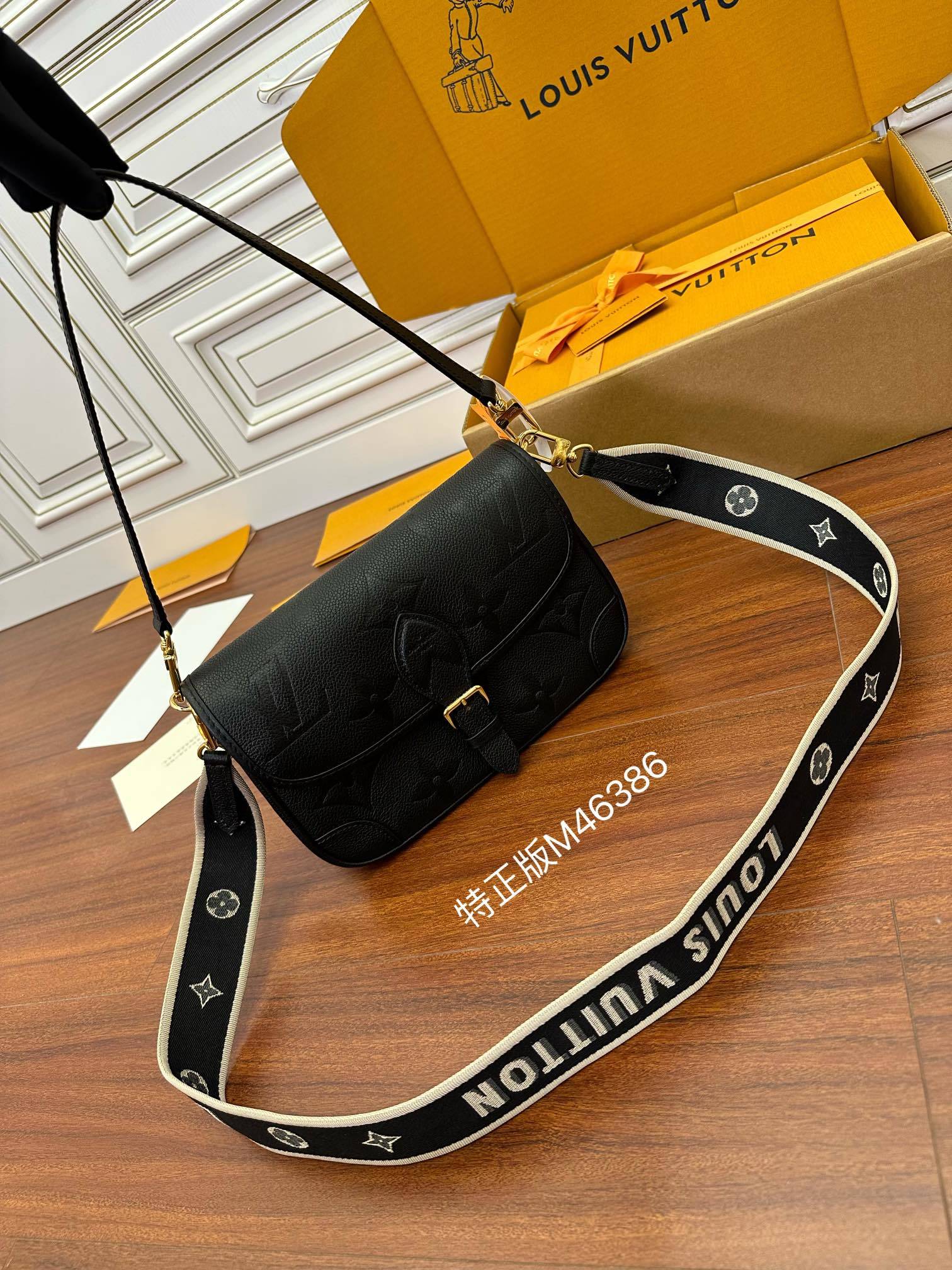 独家首发型号特正版M46386品质全面再次升级专柜同步电子芯片内码新礼盒礼品袋保护纸铜版电子标签合格证皮