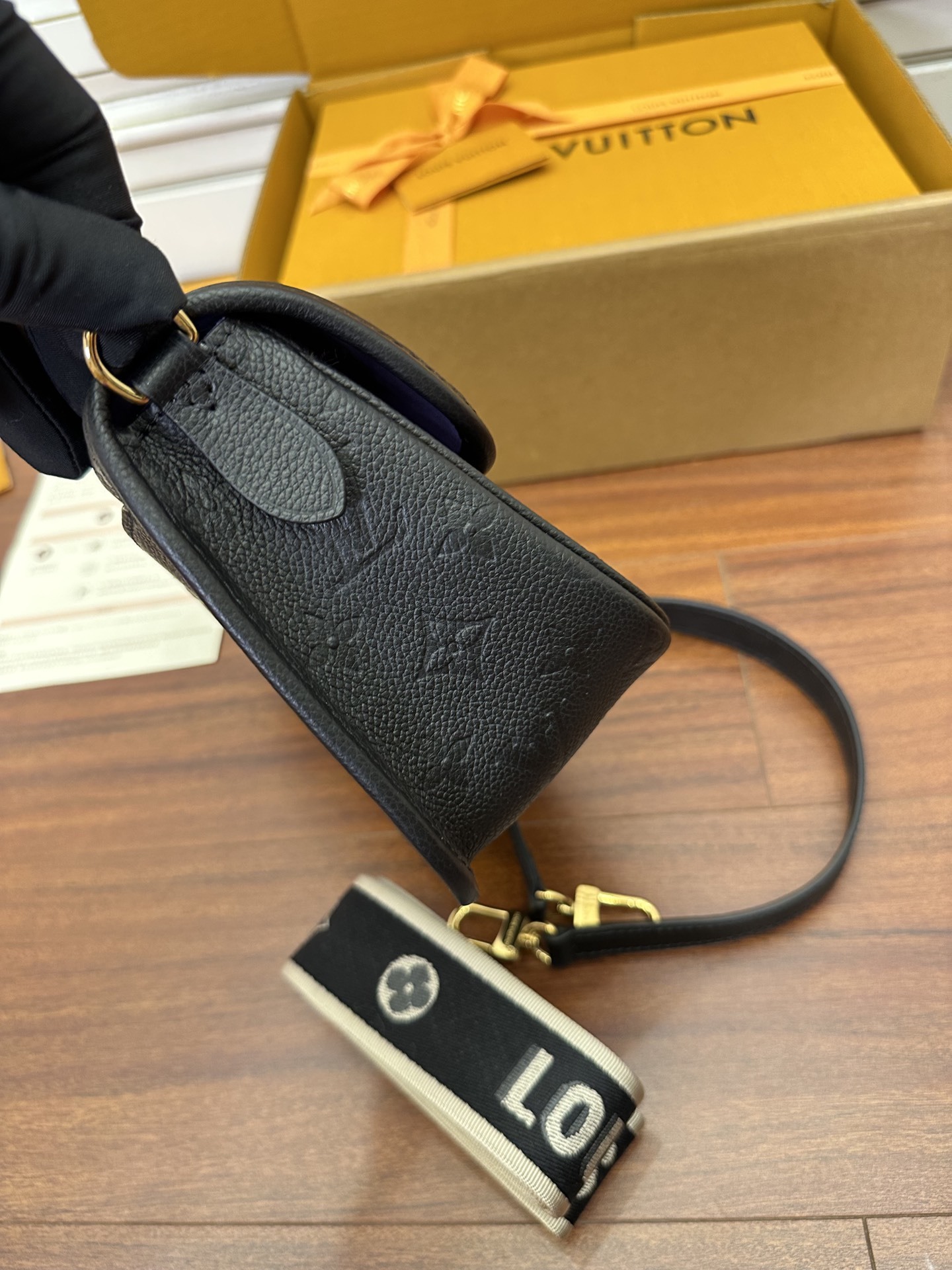 独家首发型号特正版M46386品质全面再次升级专柜同步电子芯片内码新礼盒礼品袋保护纸铜版电子标签合格证皮