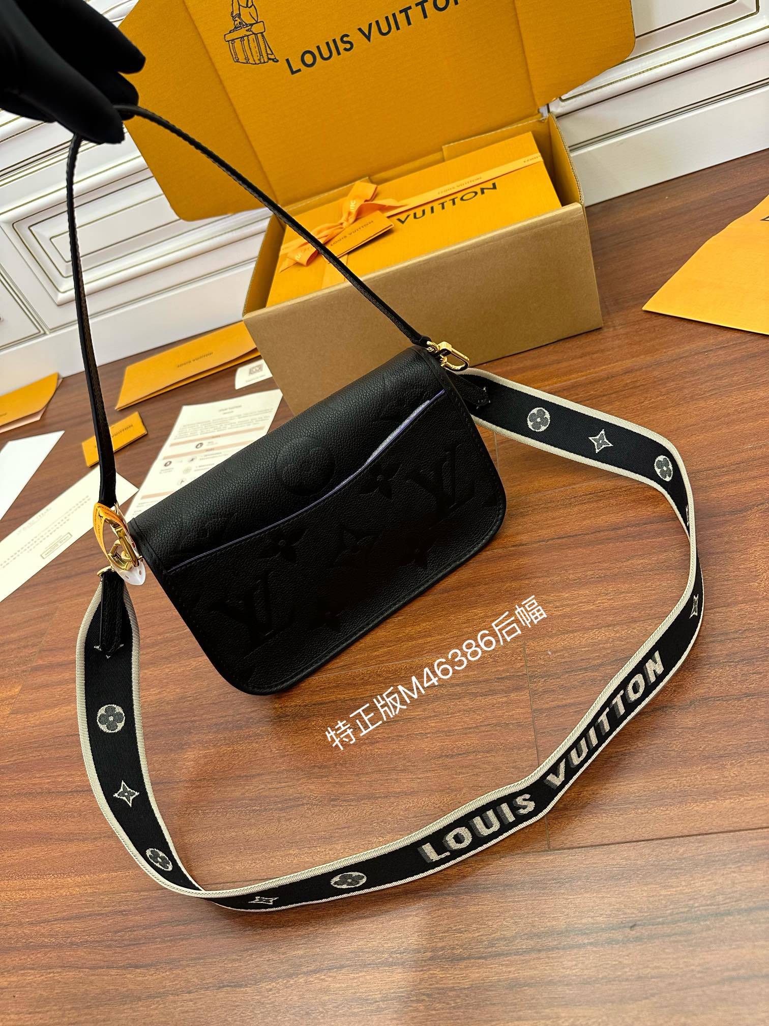 独家首发型号特正版M46386品质全面再次升级专柜同步电子芯片内码新礼盒礼品袋保护纸铜版电子标签合格证皮